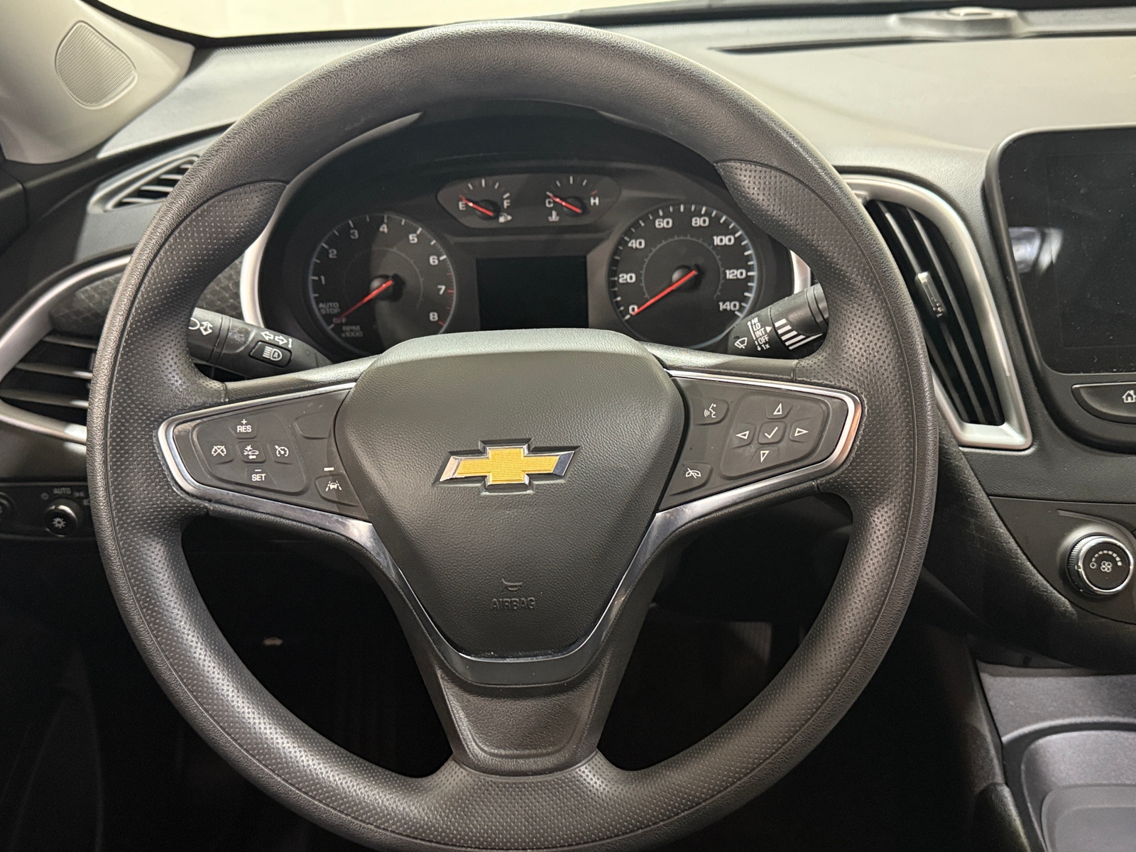 Thumbnail: 2024 Chevrolet Malibu - 5