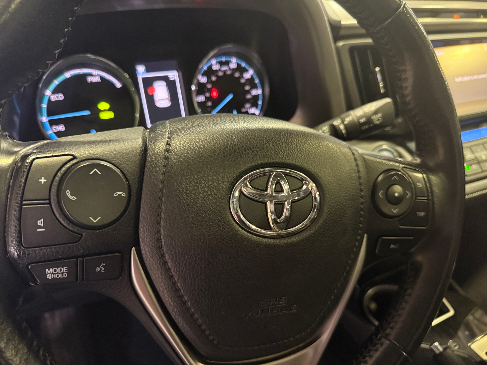 Thumbnail: 2016 Toyota RAV4 - 4