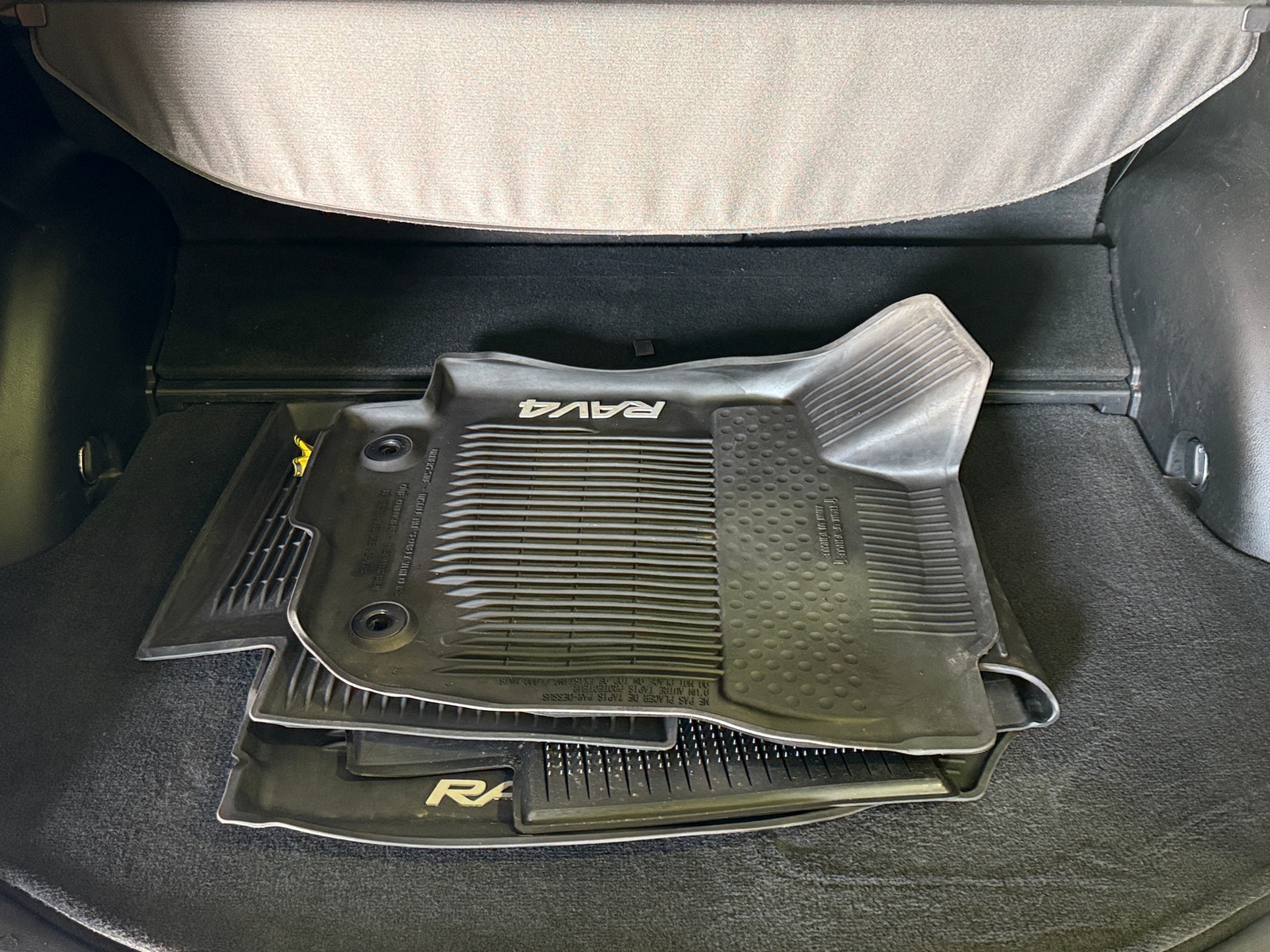 Thumbnail: 2016 Toyota RAV4 - 6