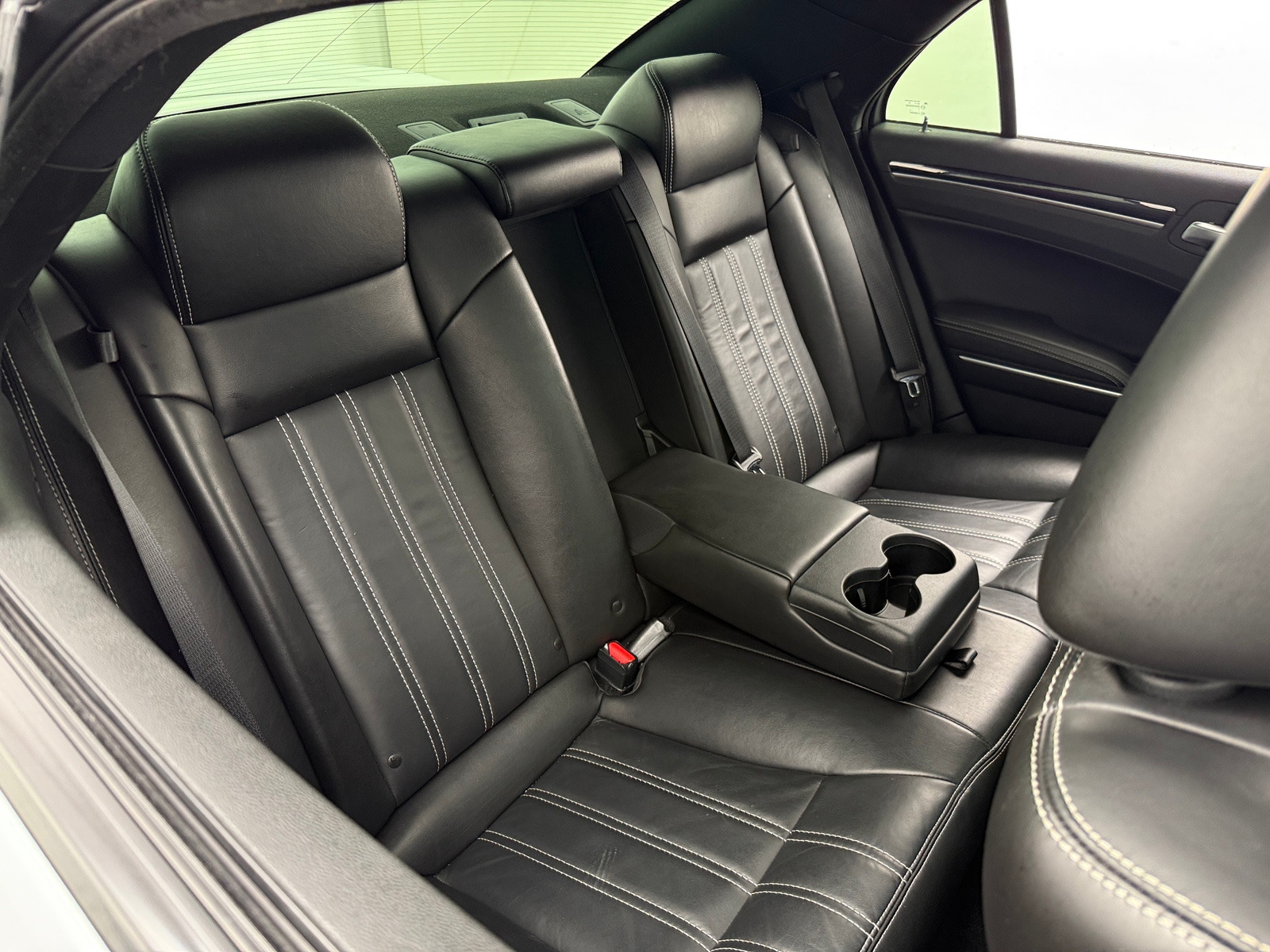 Thumbnail: 2021 Chrysler 300 - 5
