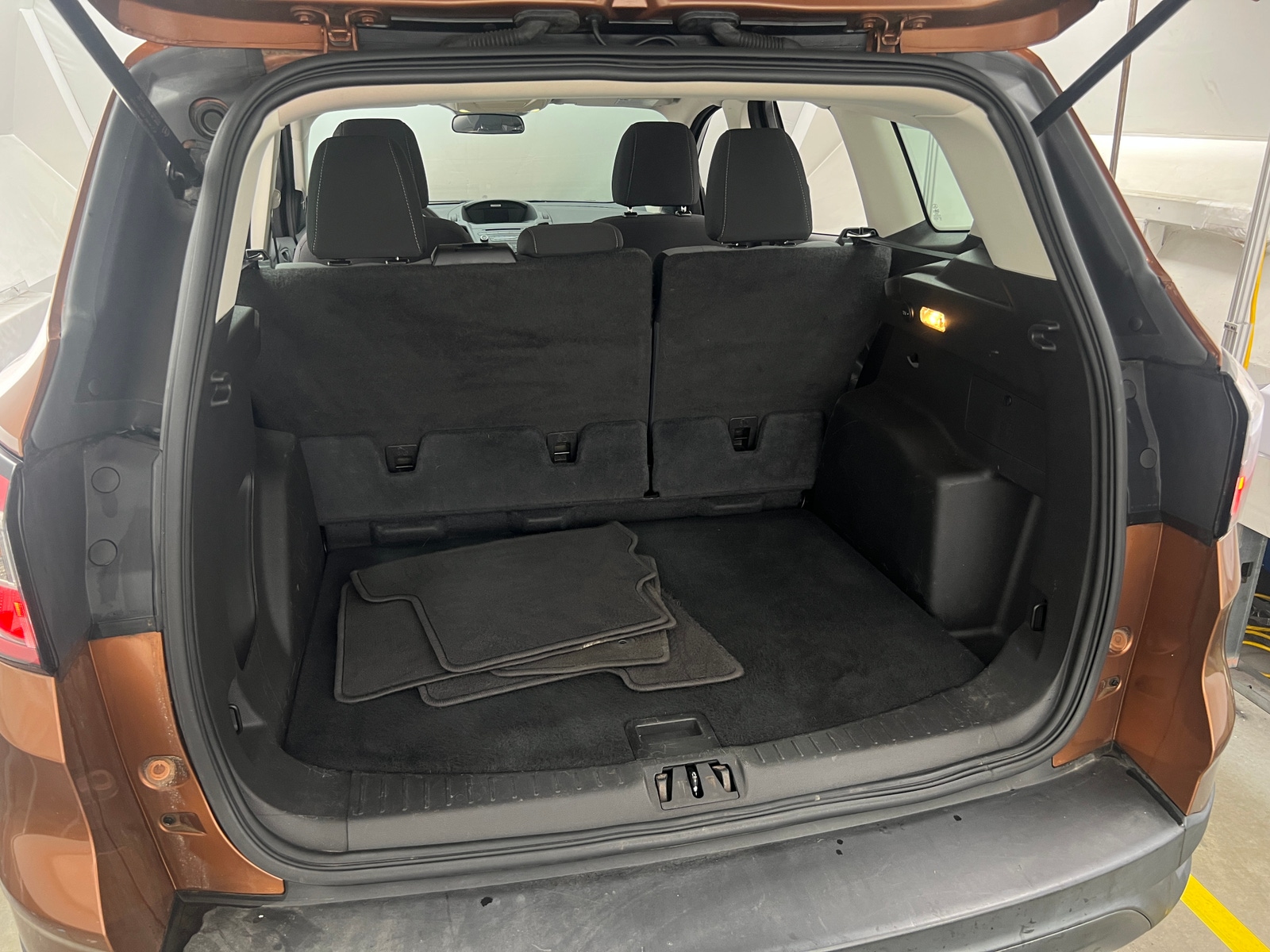 Thumbnail: 2017 Ford Escape - 7