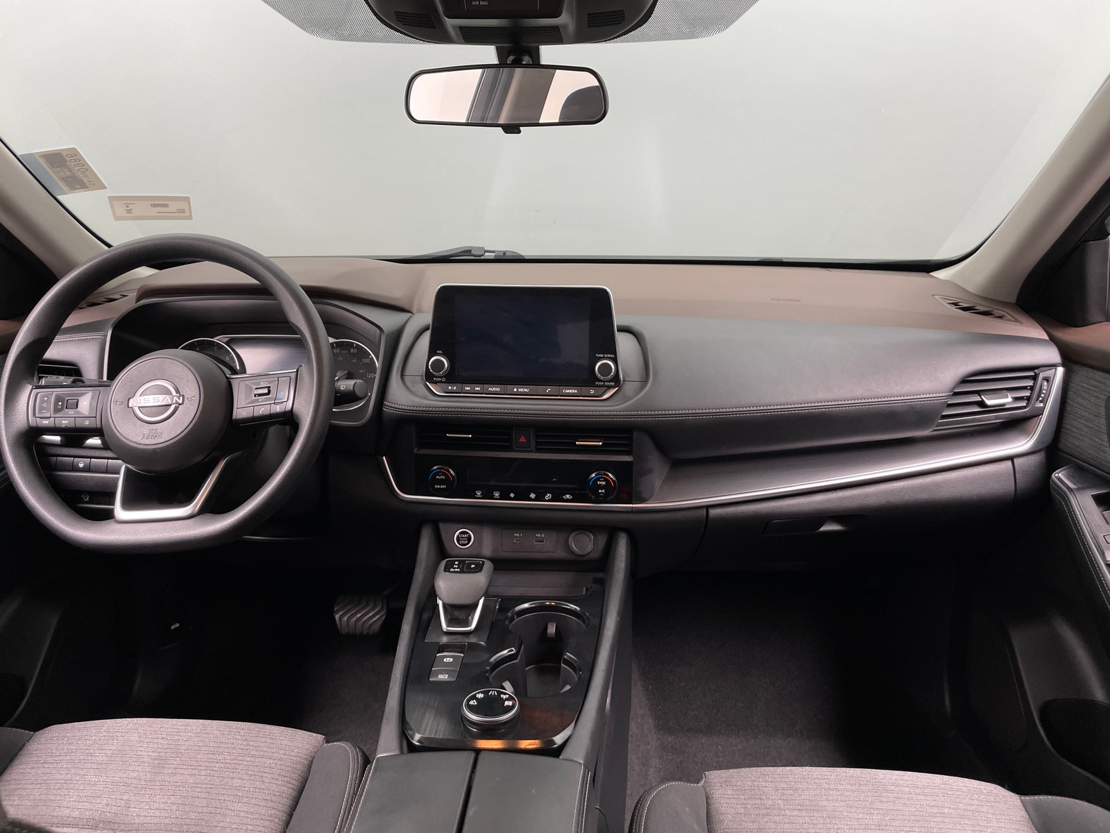 Thumbnail: 2023 Nissan Rogue - 3