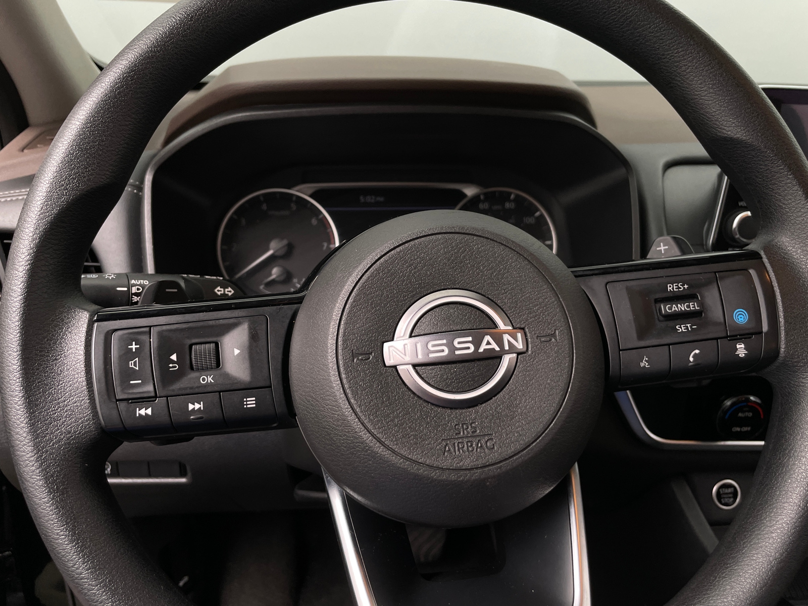 Thumbnail: 2023 Nissan Rogue - 5