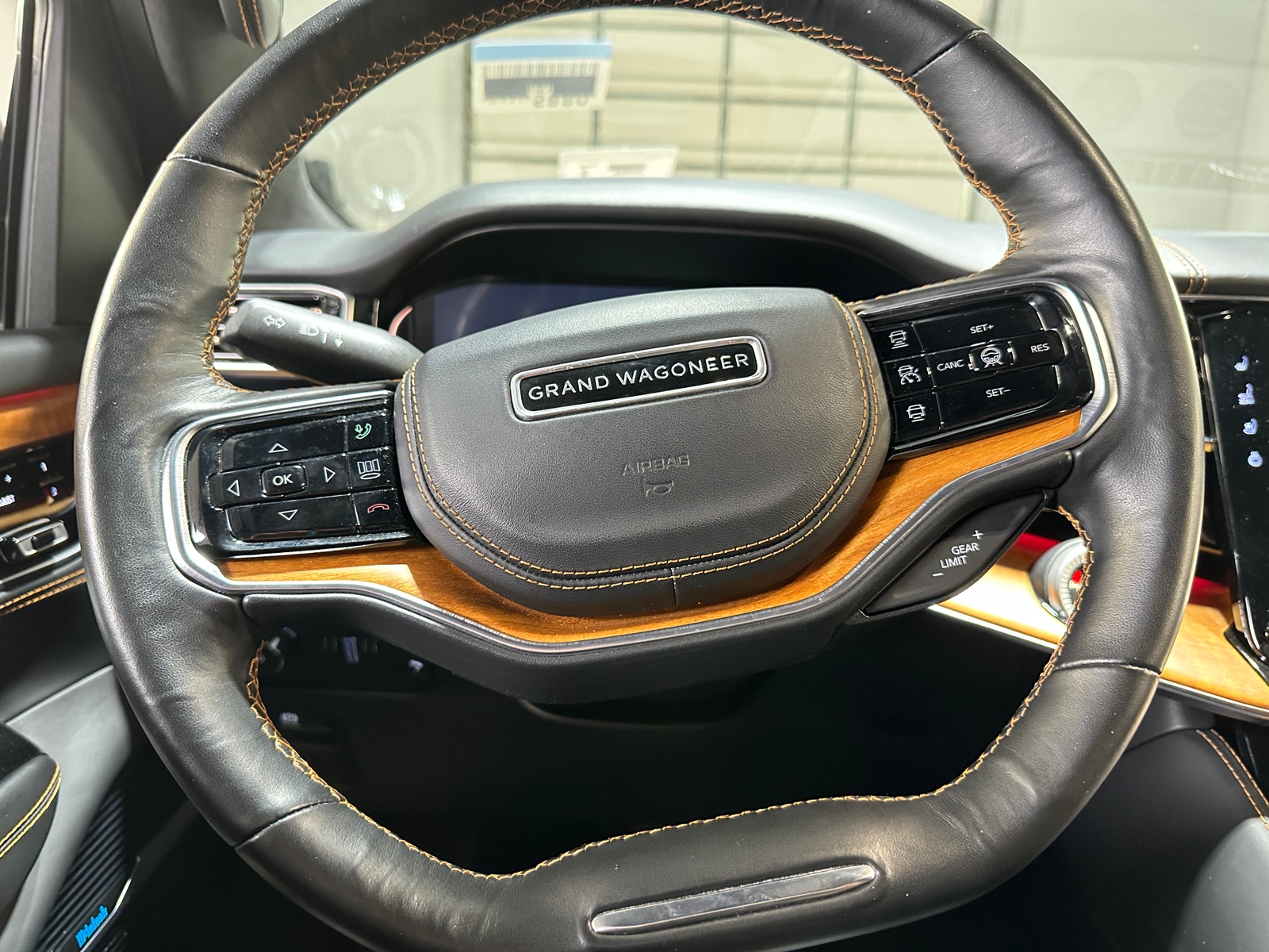 Thumbnail: 2023 Jeep Grand Wagoneer - 4