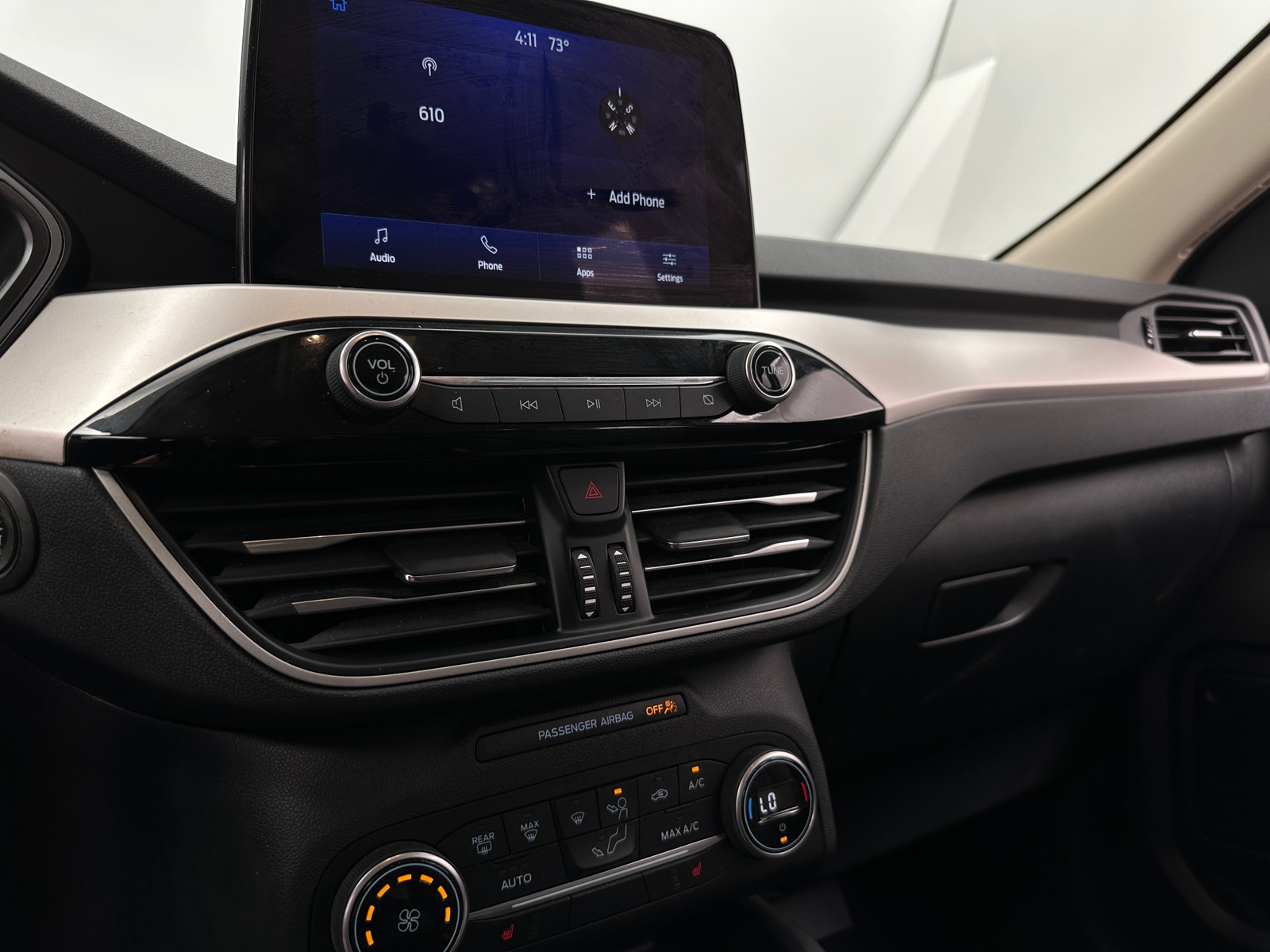 Thumbnail: 2020 Ford Escape - 4