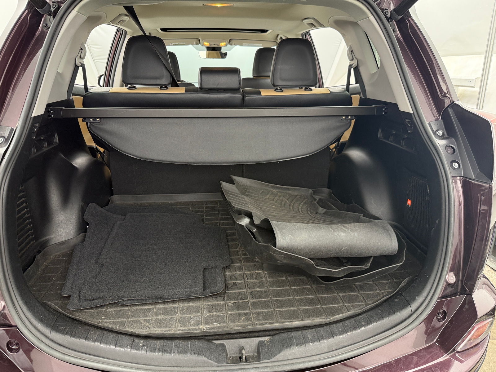 Thumbnail: 2016 Toyota RAV4 - 6