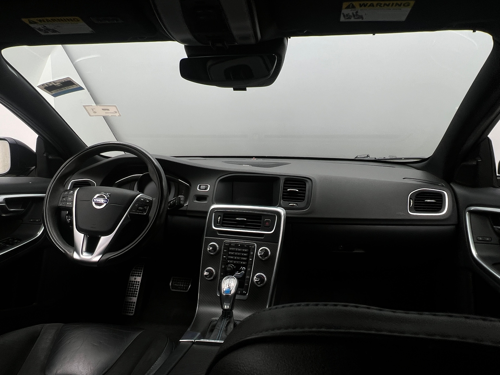 Thumbnail: 2017 Volvo V60 - 2