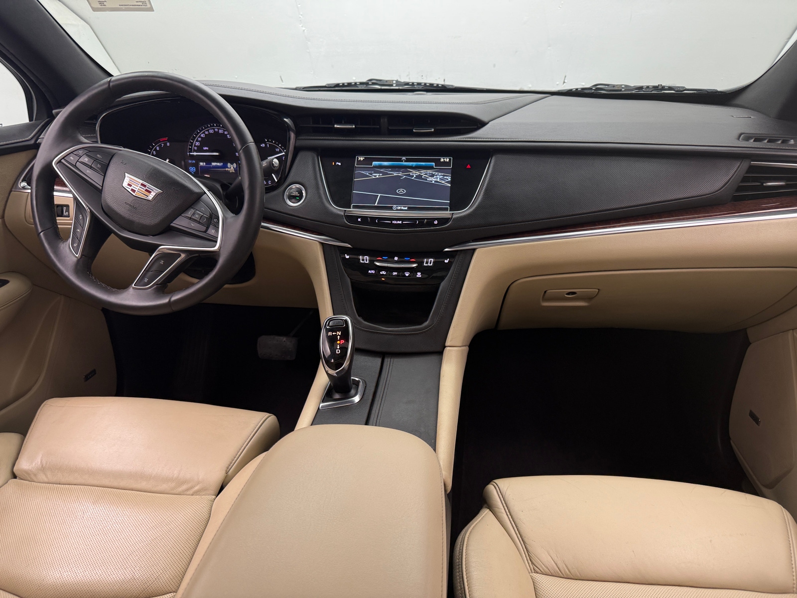 Thumbnail: 2017 Cadillac XT5 - 2