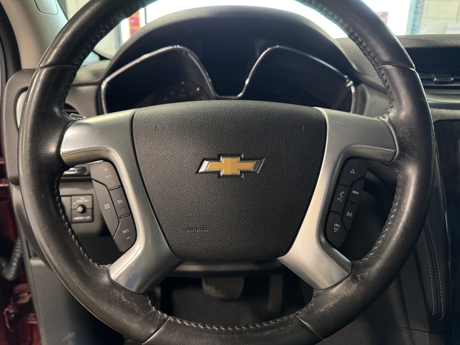 Thumbnail: 2017 Chevrolet Traverse - 5