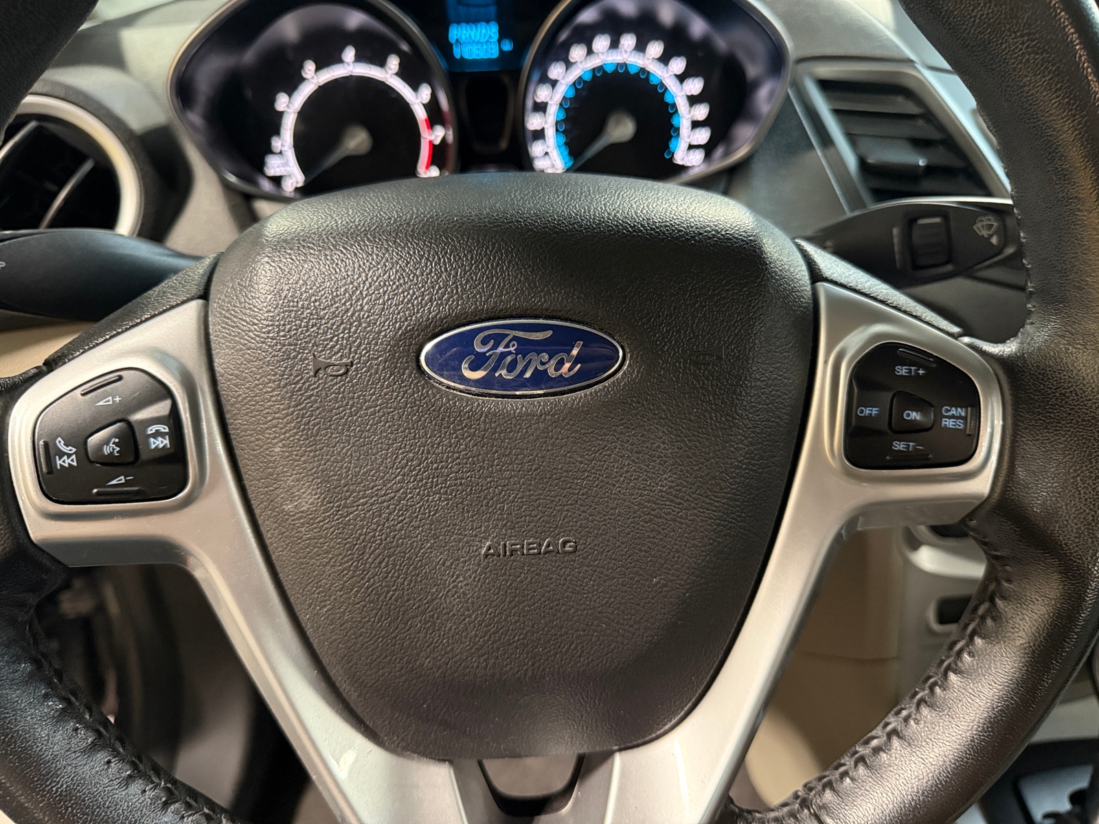 Thumbnail: 2015 Ford Fiesta - 5