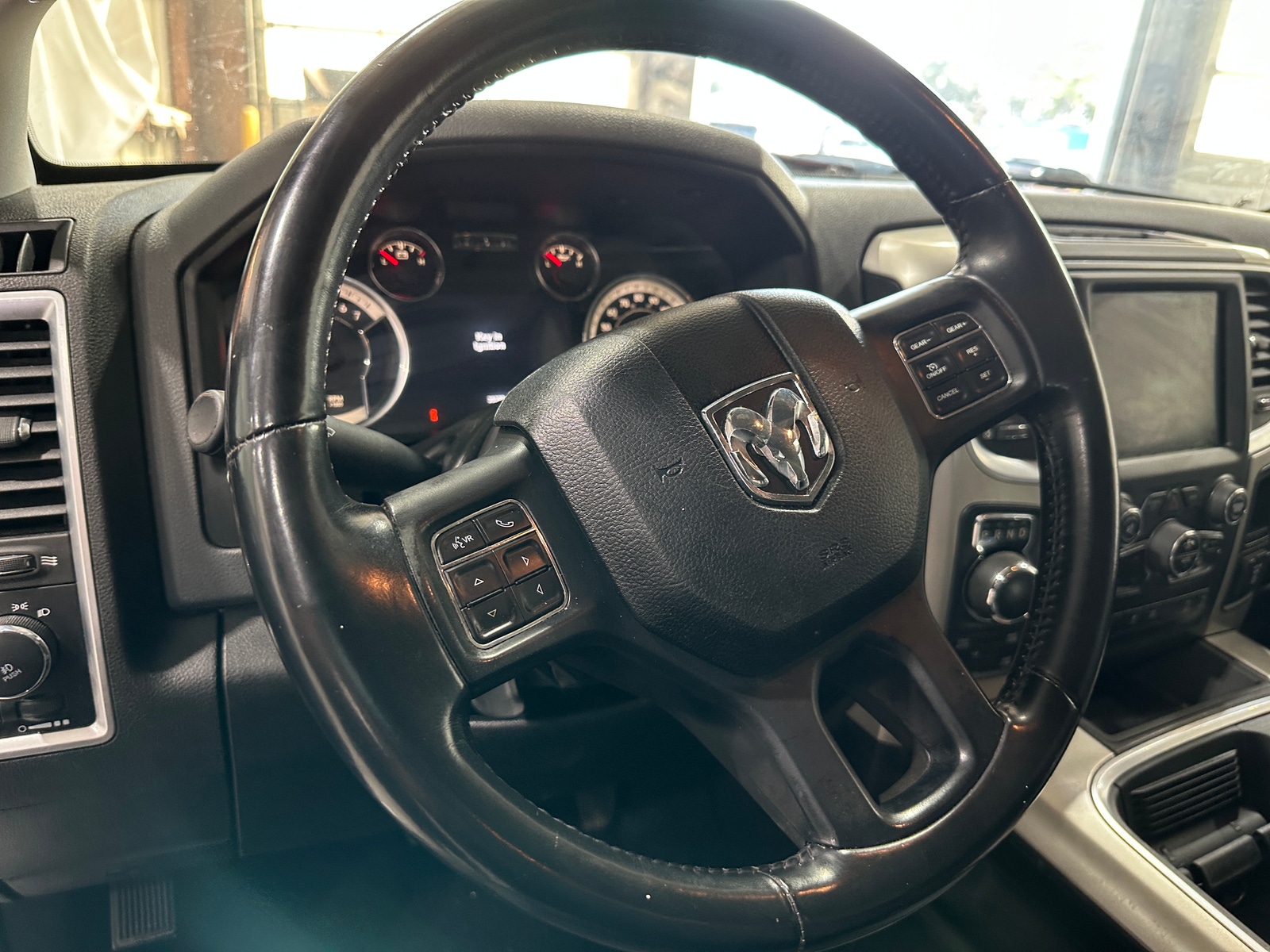 Thumbnail: 2019 RAM 1500 Classic - 5