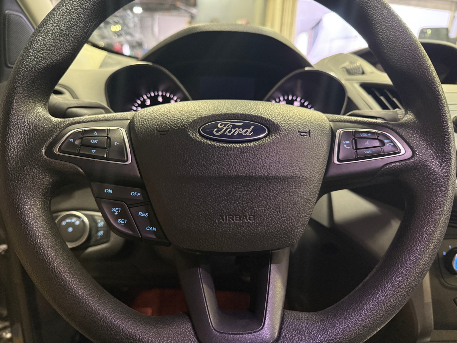 Thumbnail: 2019 Ford Escape - 5