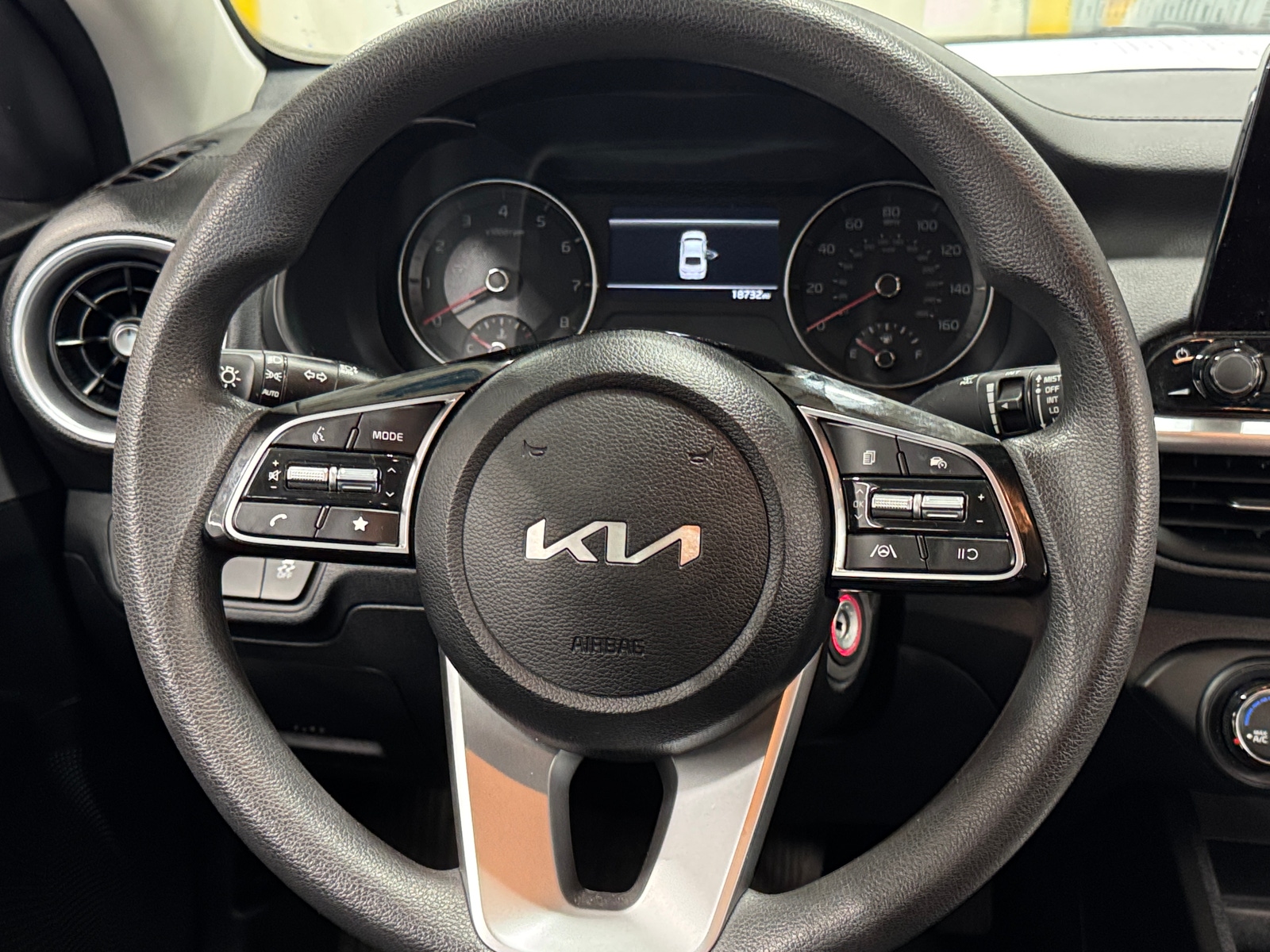 Thumbnail: 2023 Kia Forte - 5