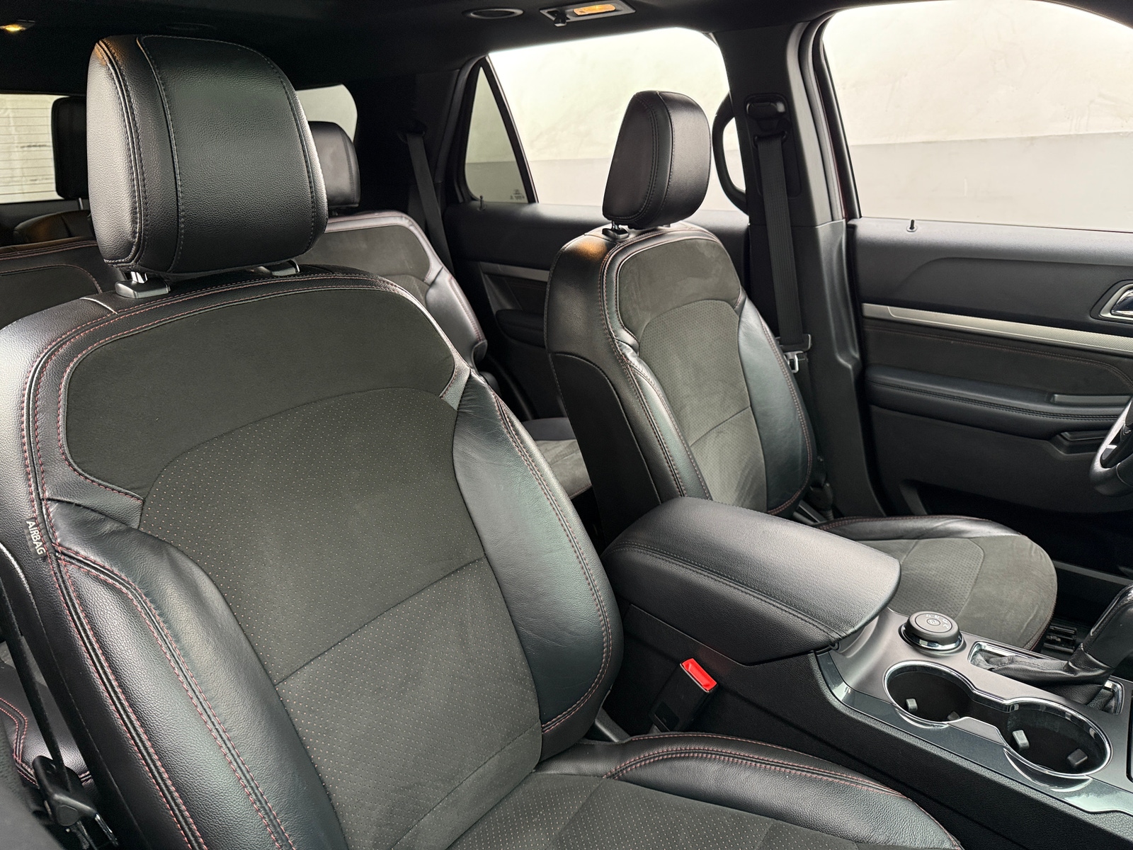 Thumbnail: 2018 Ford Explorer - 2