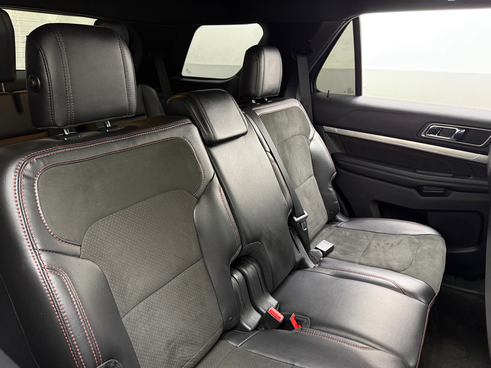 Thumbnail: 2018 Ford Explorer - 6