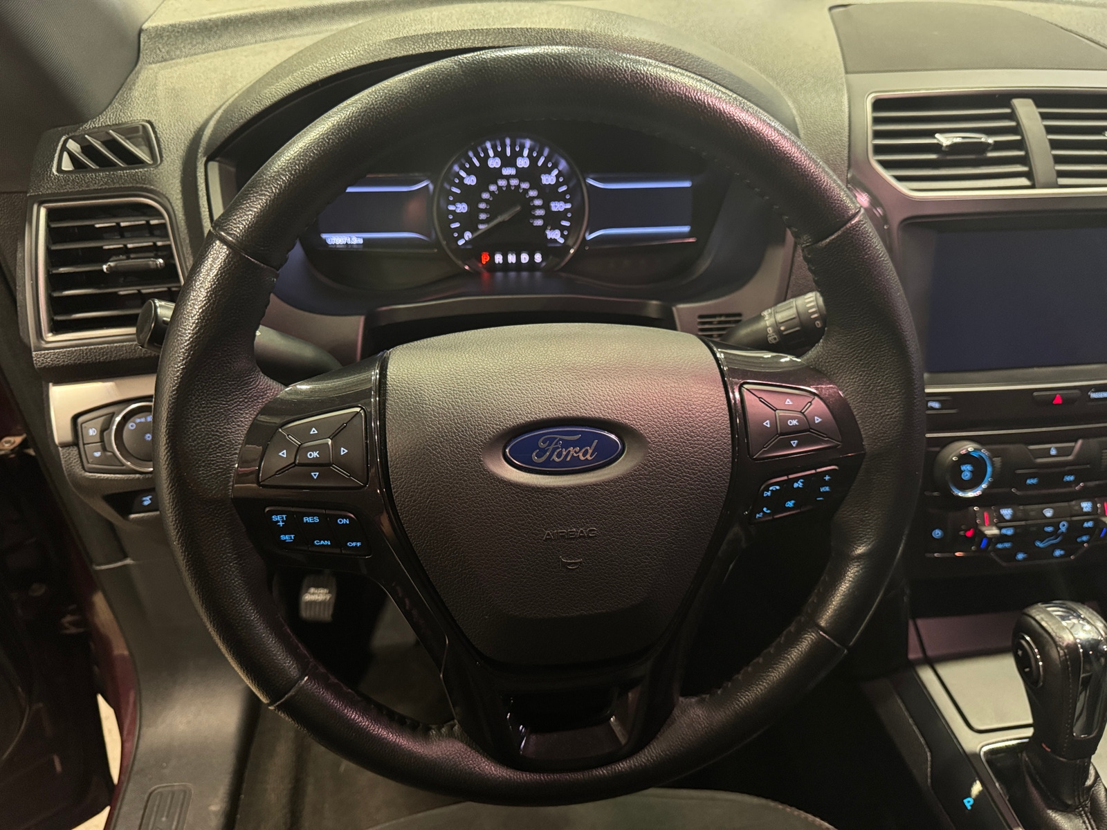 Thumbnail: 2018 Ford Explorer - 5