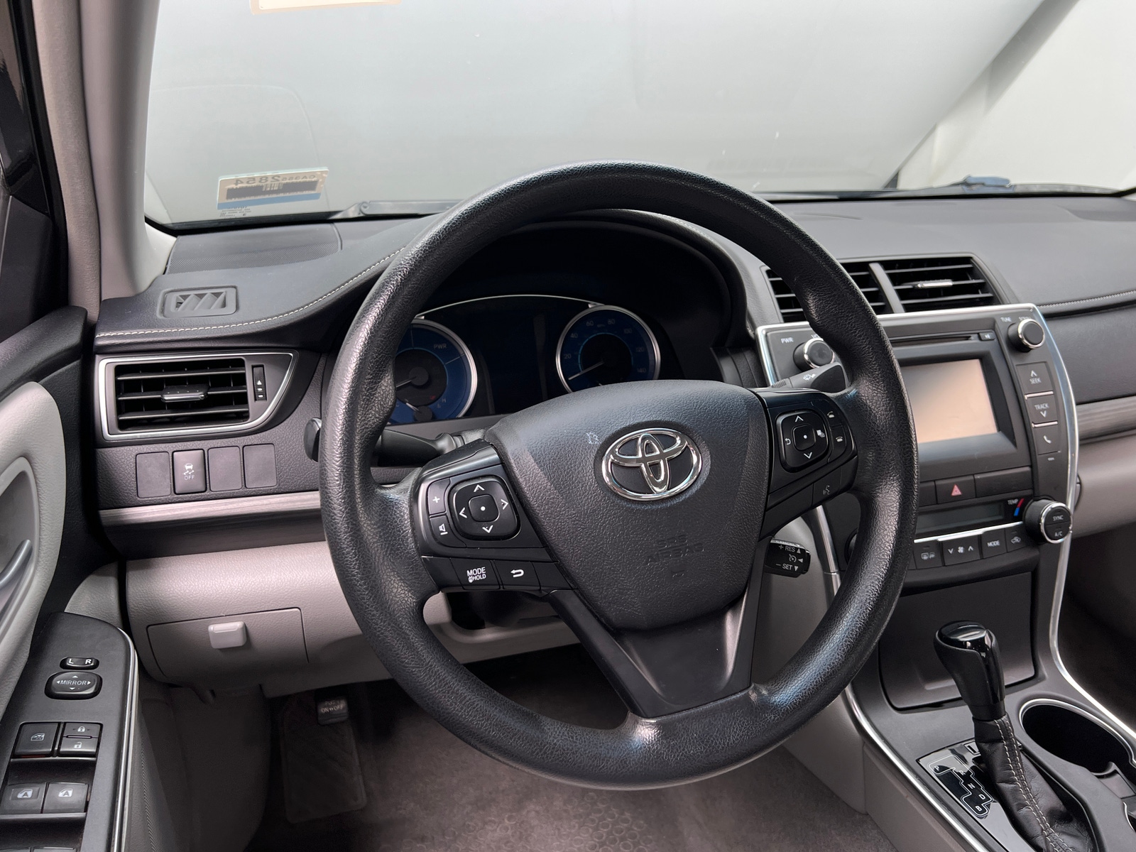 Thumbnail: 2017 Toyota Camry - 5
