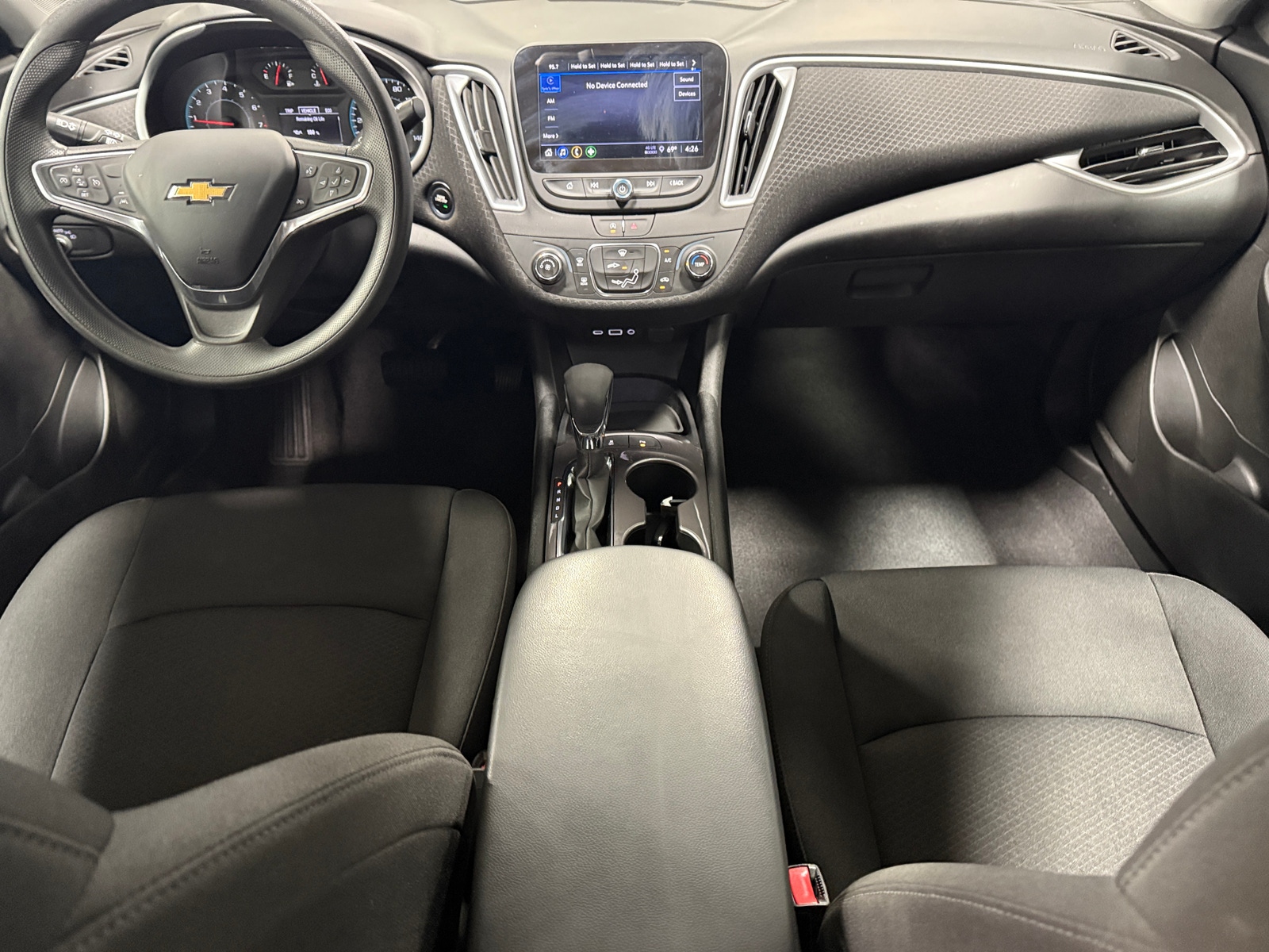 Thumbnail: 2023 Chevrolet Malibu - 3