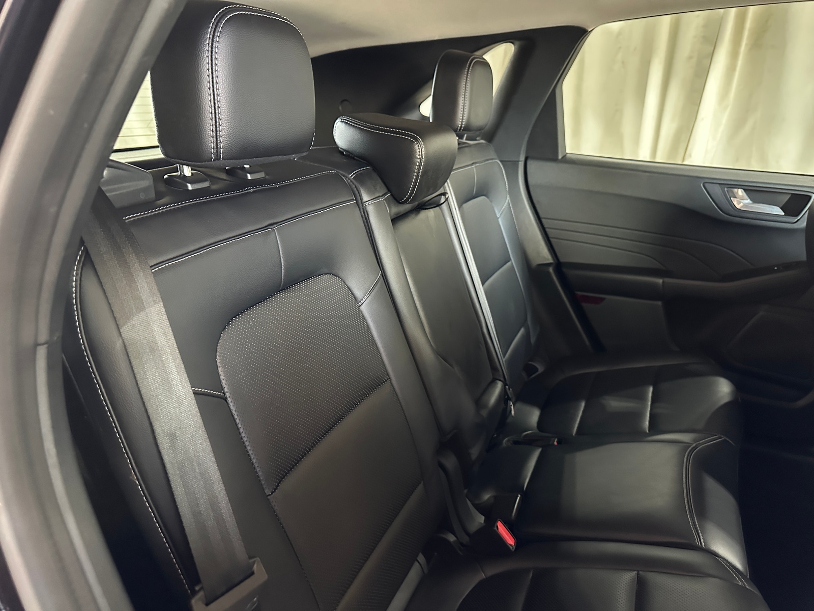 Thumbnail: 2021 Ford Escape - 5