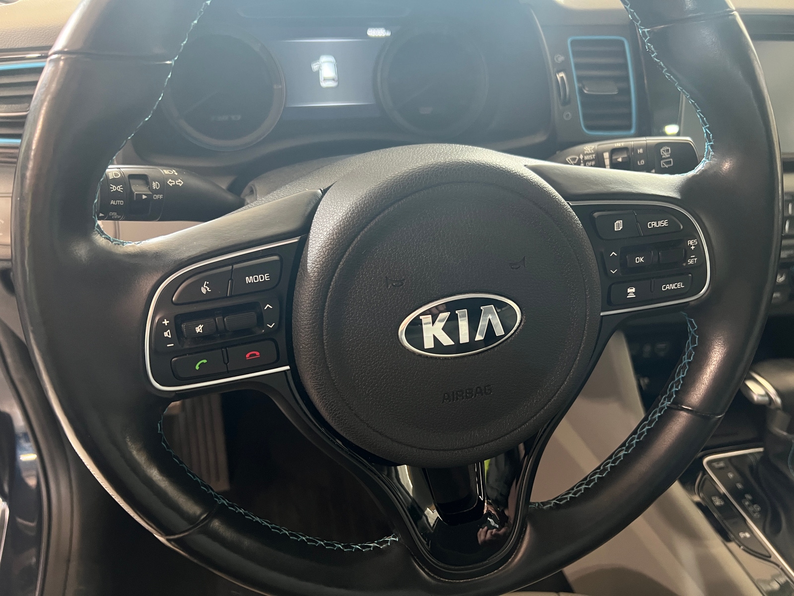 Thumbnail: 2019 Kia Niro - 4