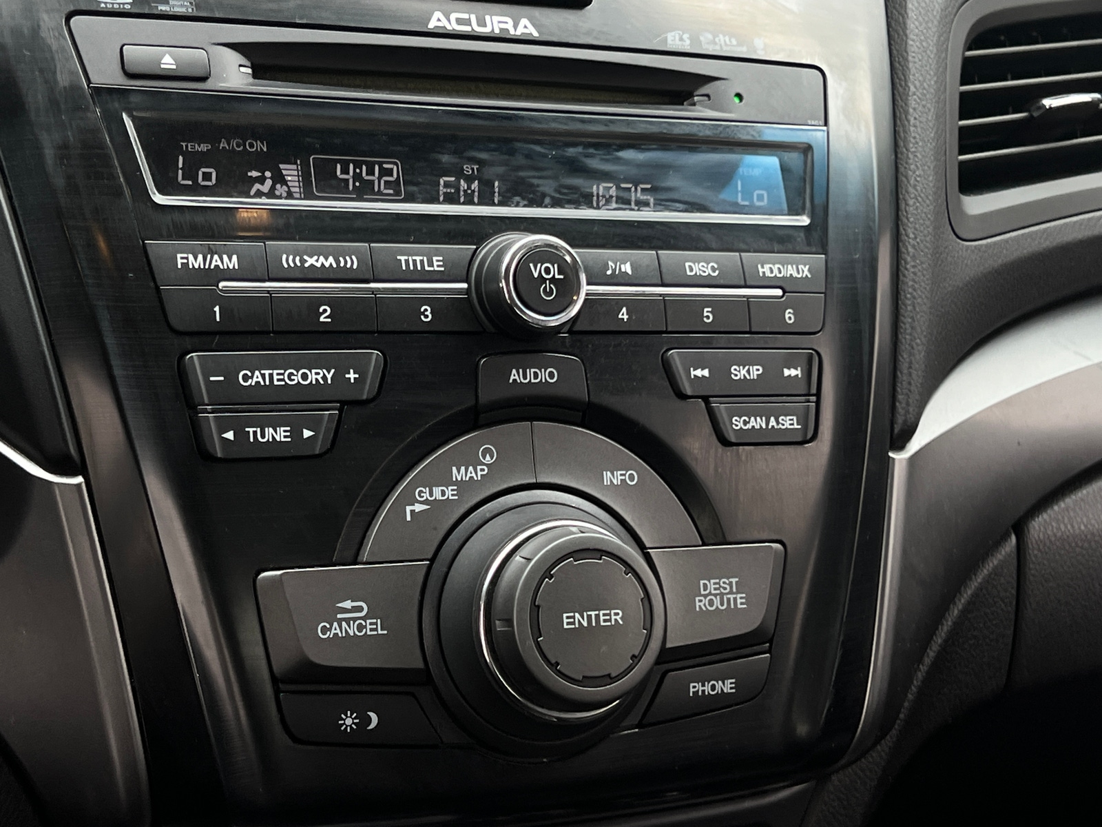 Thumbnail: 2013 Acura ILX - 3