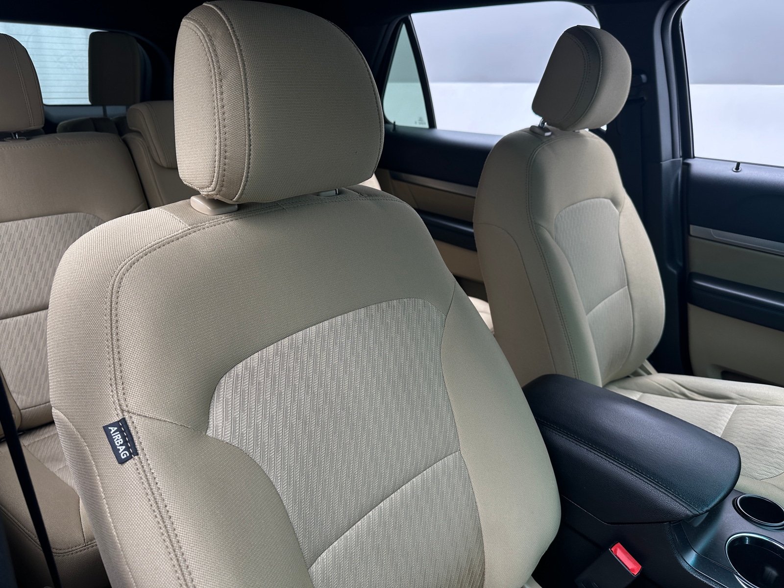 Thumbnail: 2016 Ford Explorer - 2