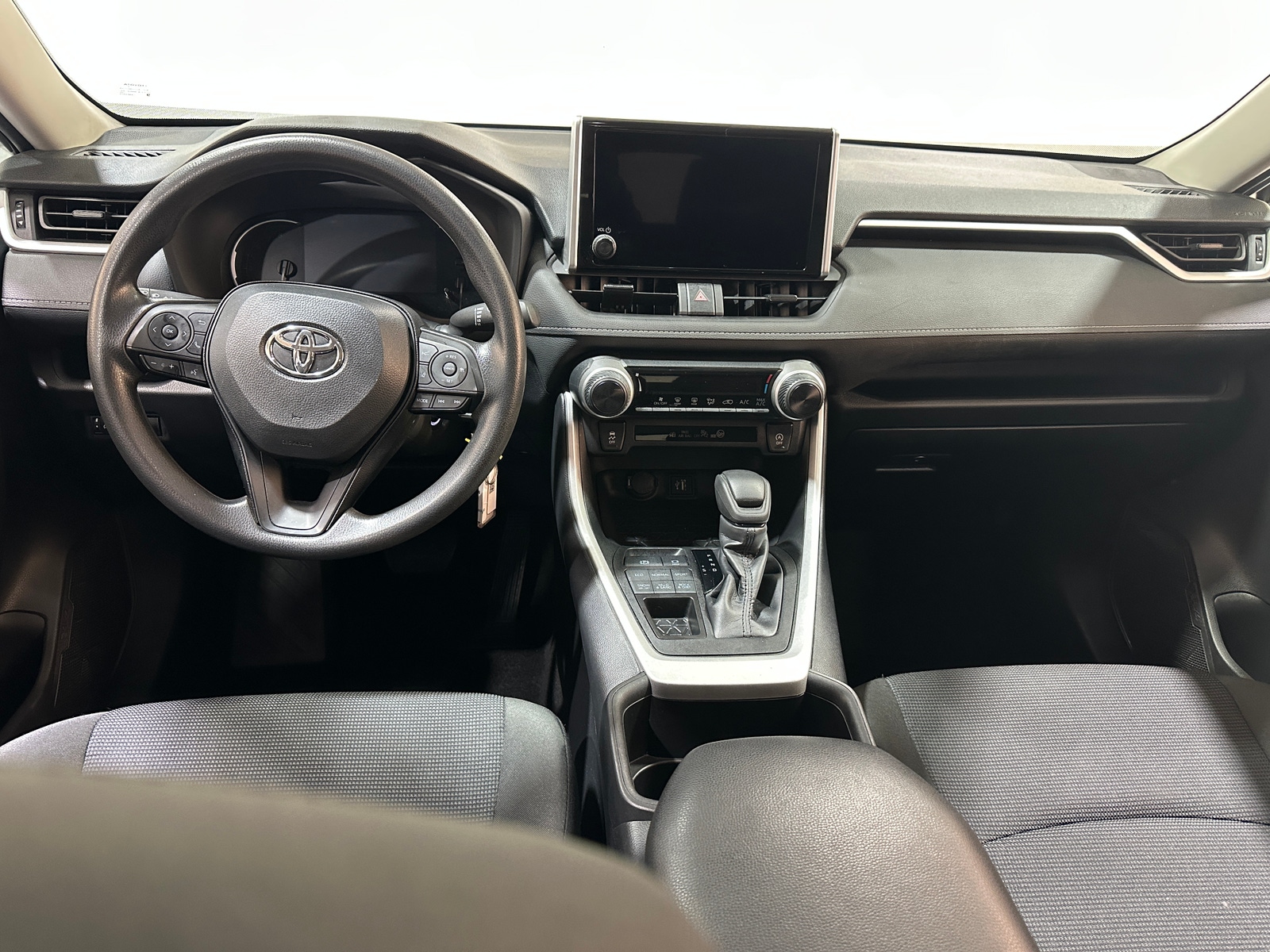 Thumbnail: 2024 Toyota RAV4 - 3