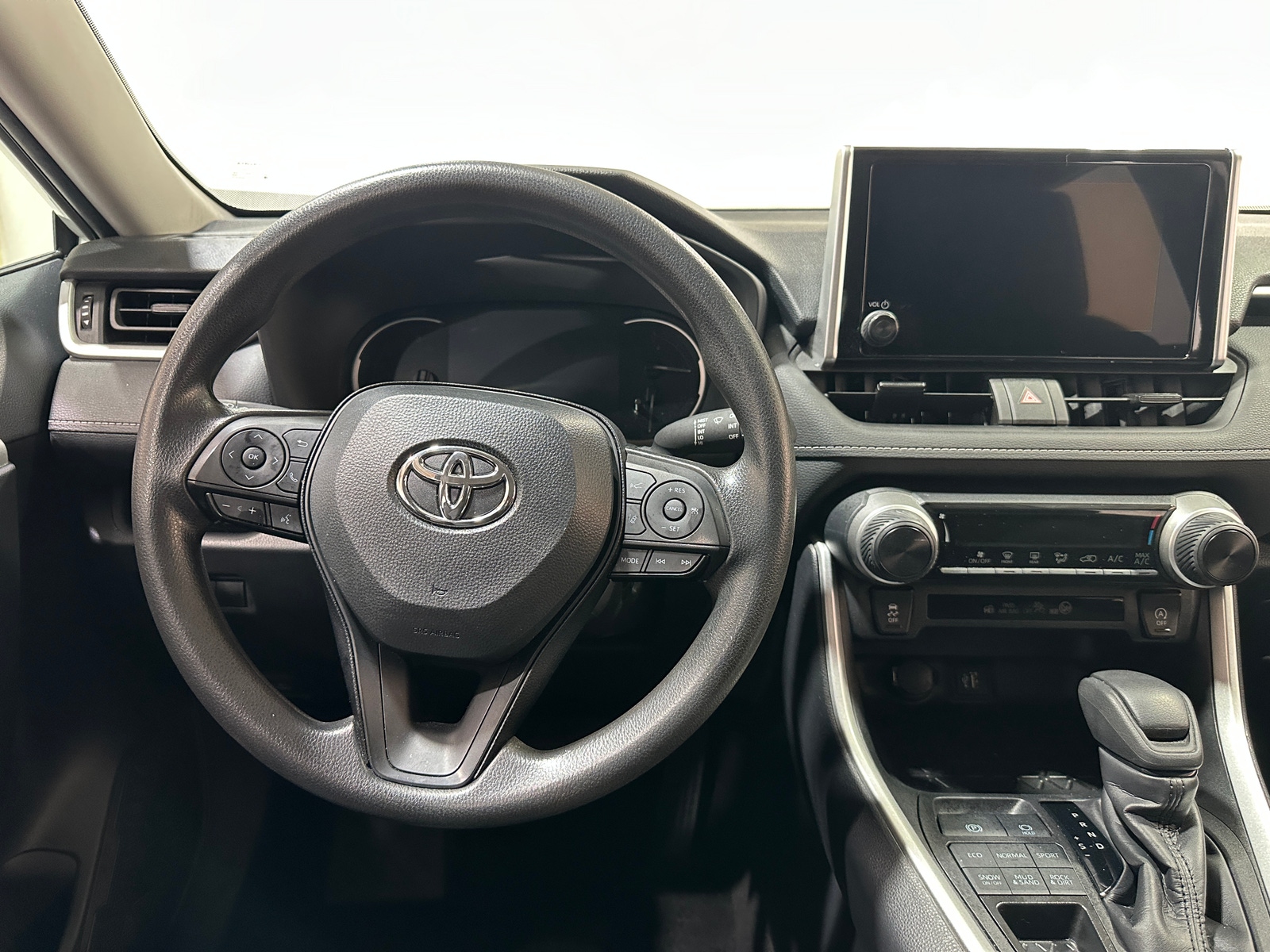 Thumbnail: 2024 Toyota RAV4 - 5
