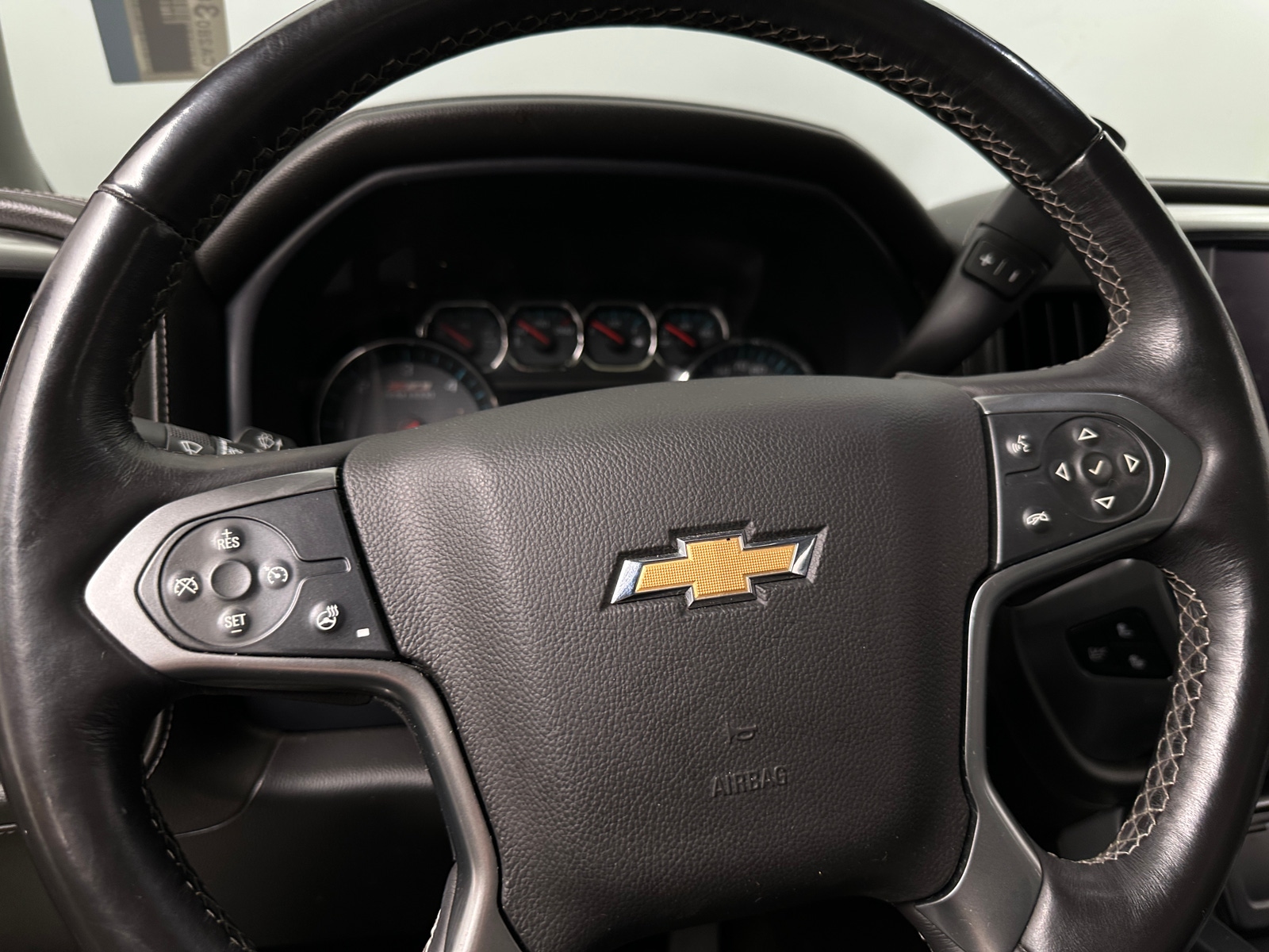 Thumbnail: 2015 Chevrolet Silverado 1500 - 4