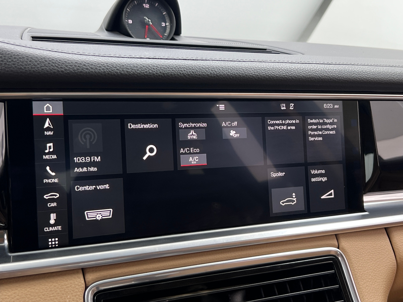 Thumbnail: 2018 Porsche Panamera - 3