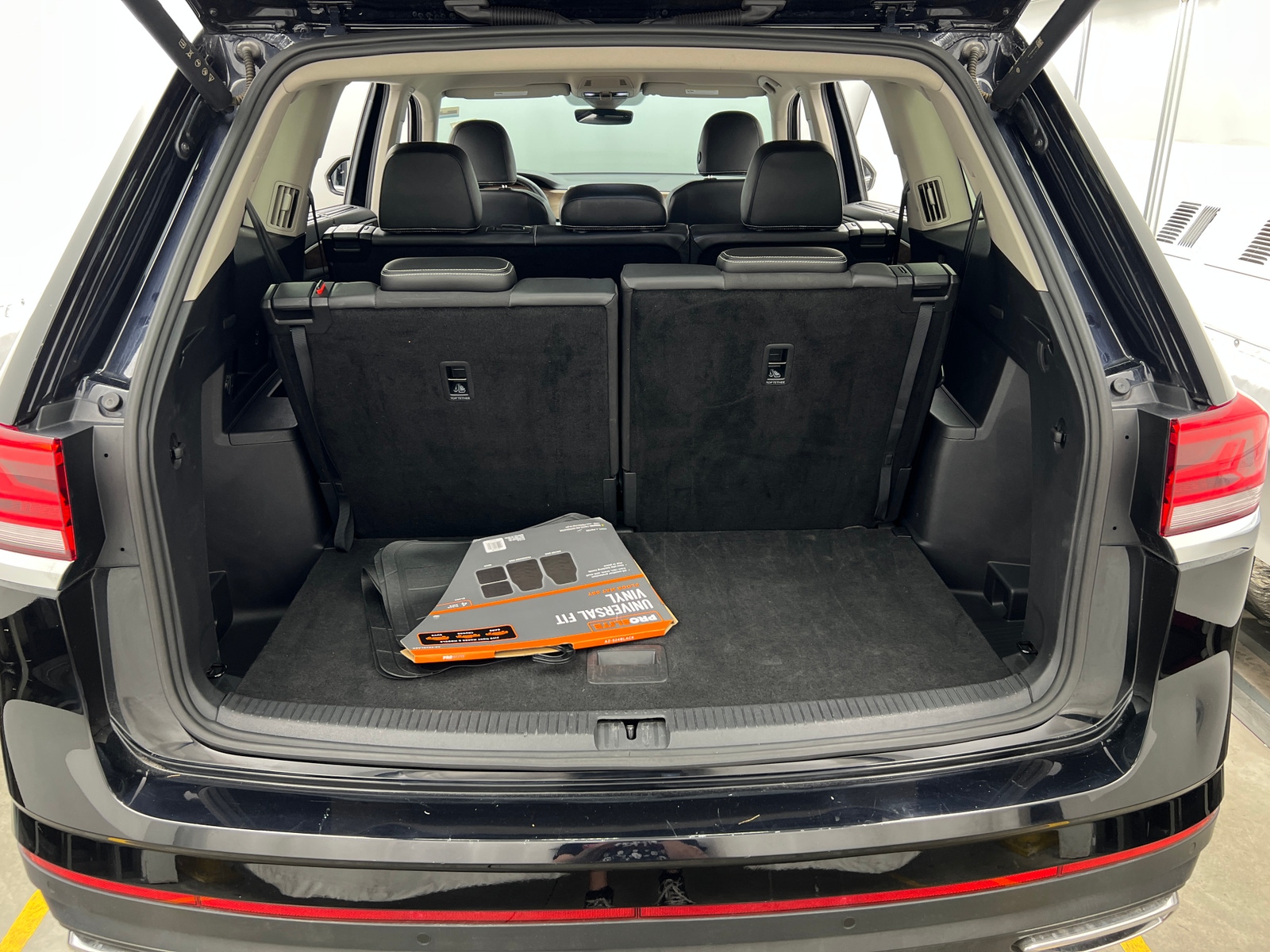 Thumbnail: 2024 Volkswagen Atlas - 6