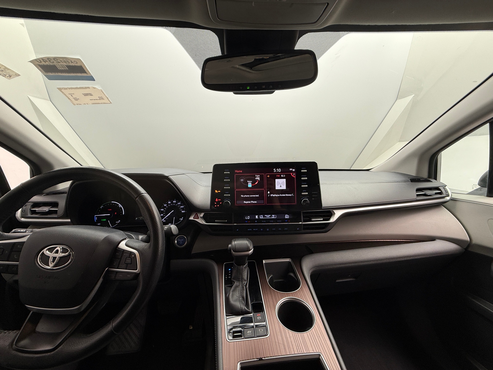 Thumbnail: 2023 Toyota Sienna - 2