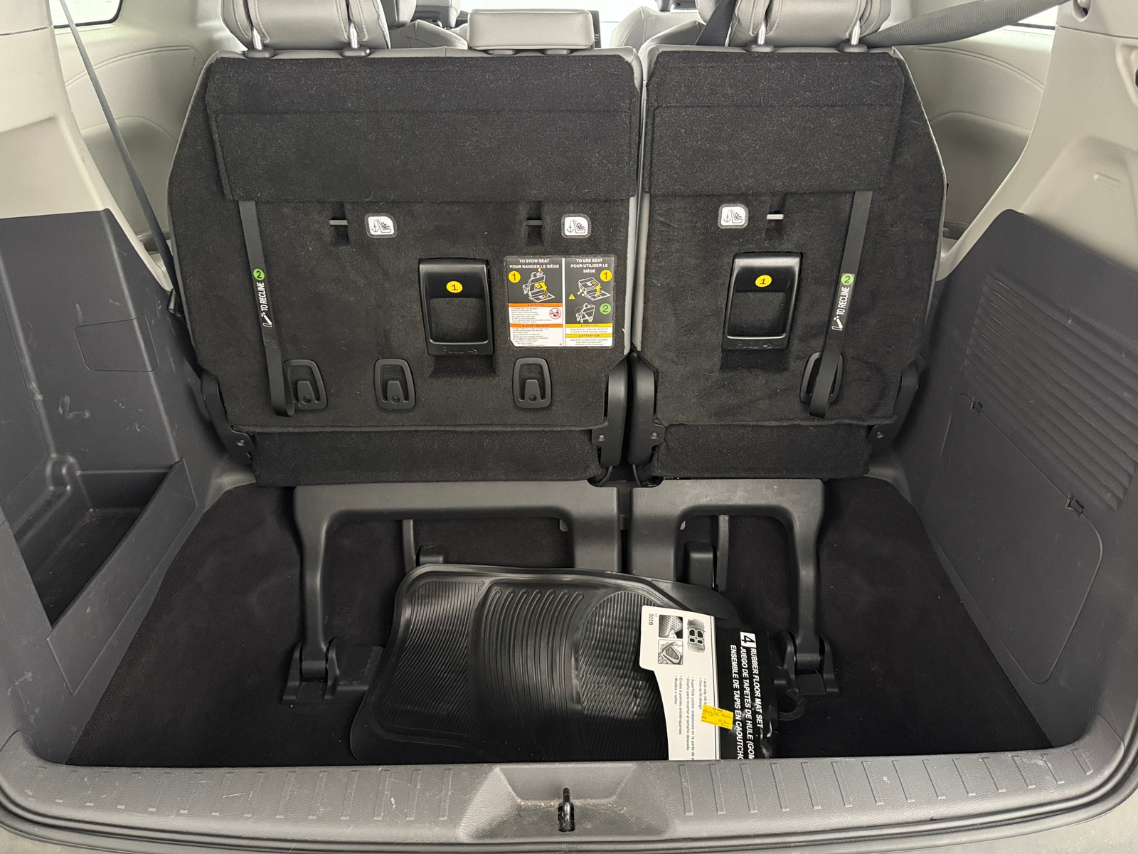 Thumbnail: 2023 Toyota Sienna - 6