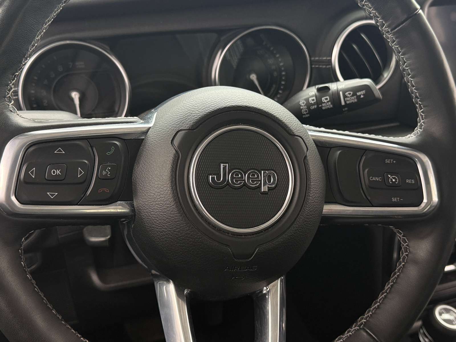 Thumbnail: 2023 Jeep Wrangler - 5
