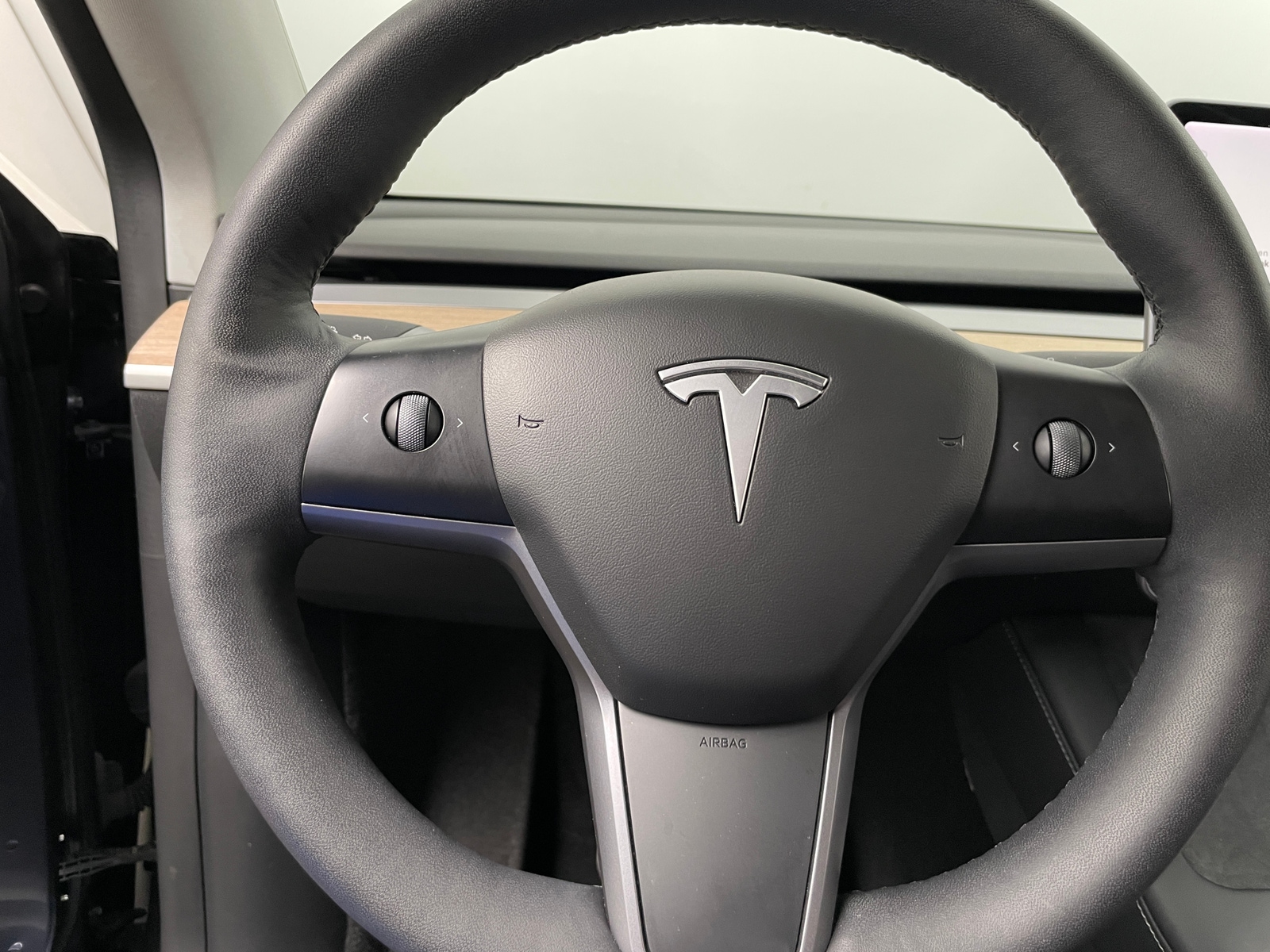 Thumbnail: 2021 Tesla Model Y - 4