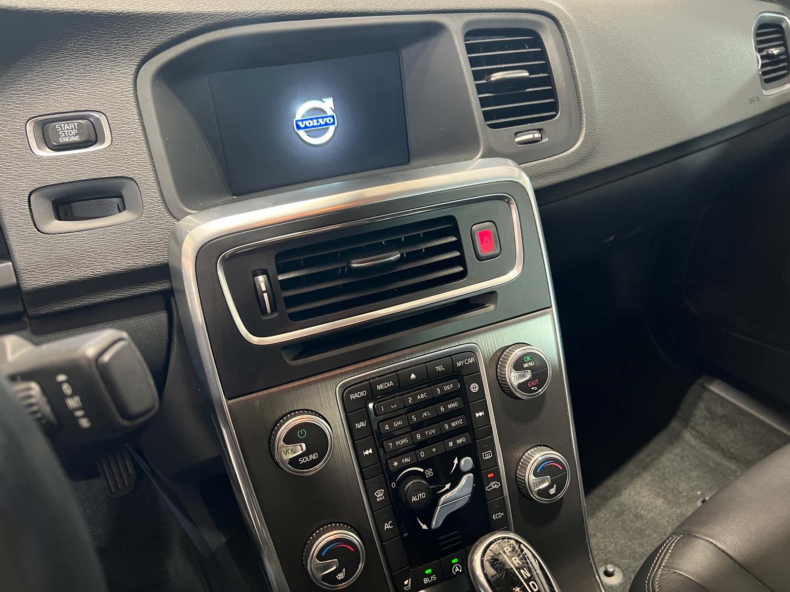 Thumbnail: 2016 Volvo S60 - 3