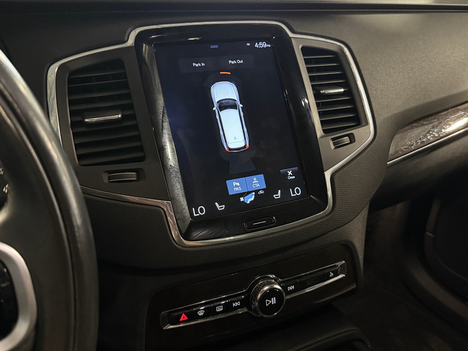 Thumbnail: 2019 Volvo XC90 - 3