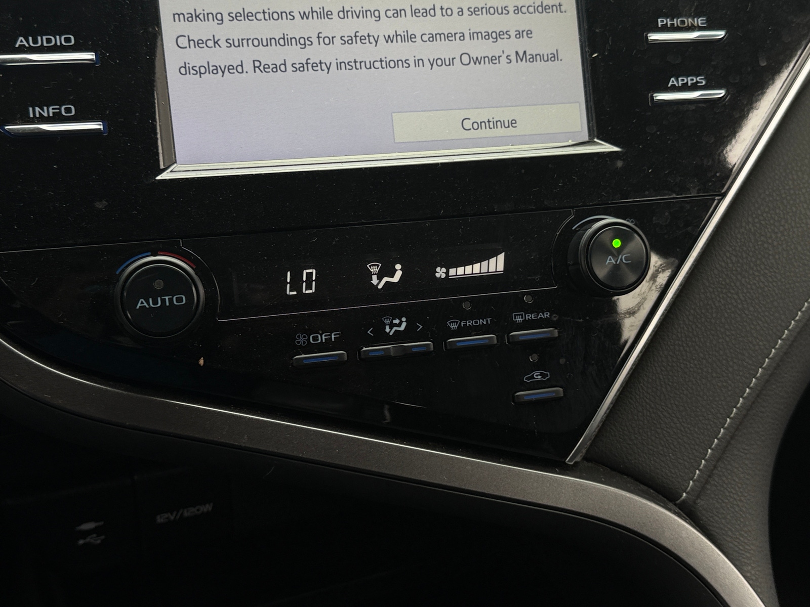 Thumbnail: 2018 Toyota Camry - 4