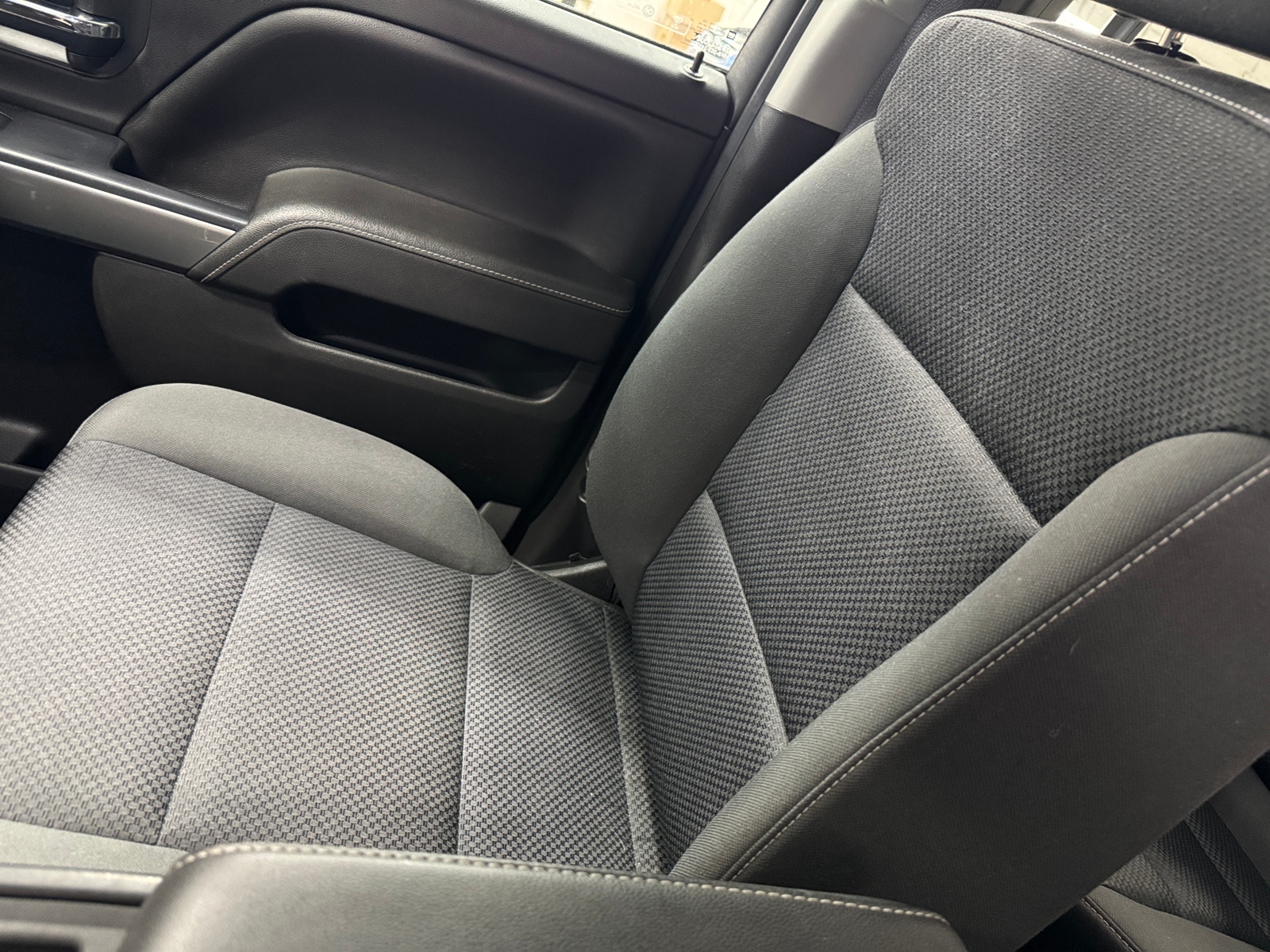 Thumbnail: 2016 Chevrolet Silverado 1500 - 2