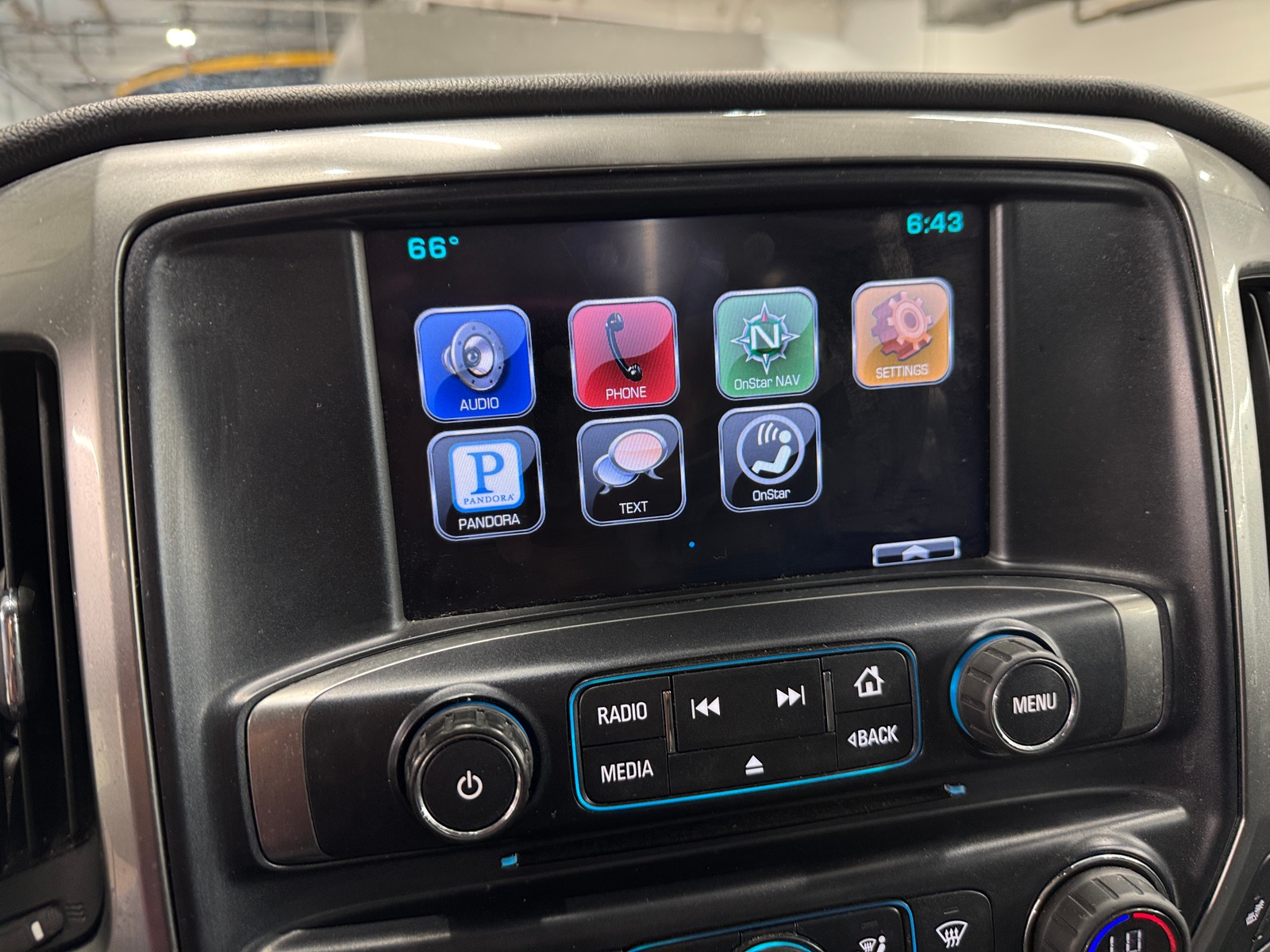Thumbnail: 2016 Chevrolet Silverado 1500 - 4