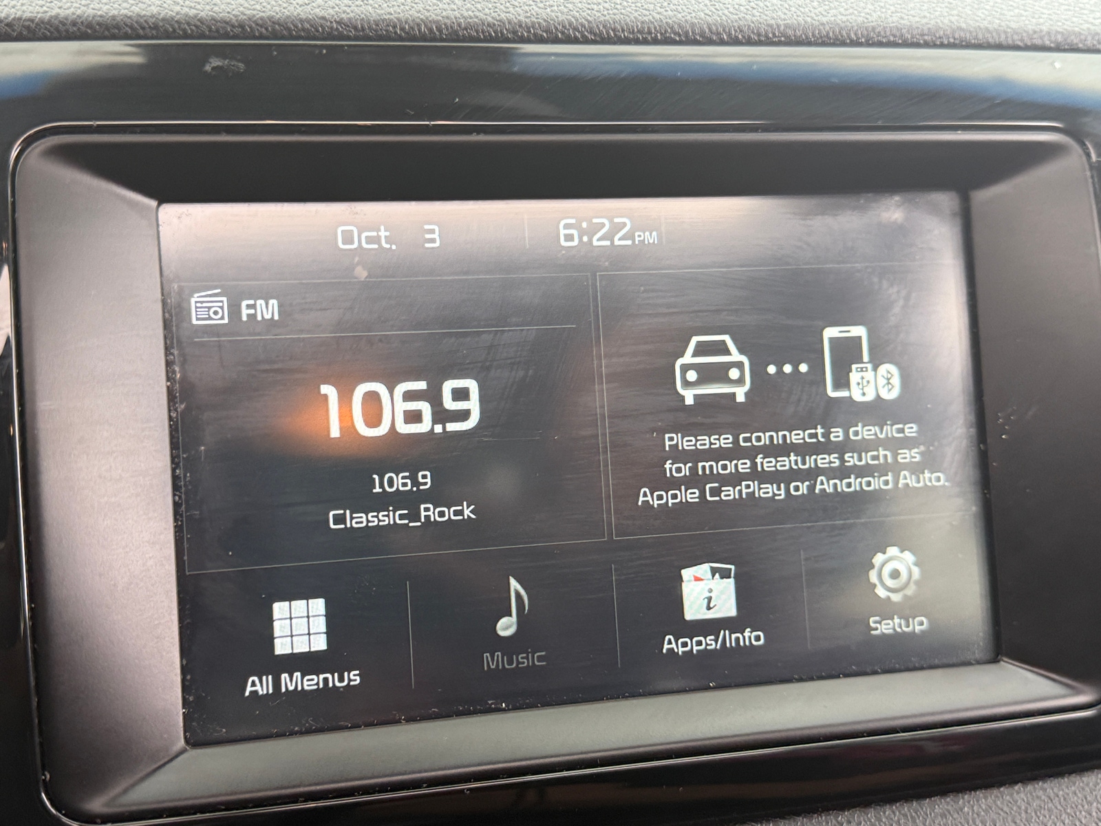 Thumbnail: 2017 Kia Niro - 3