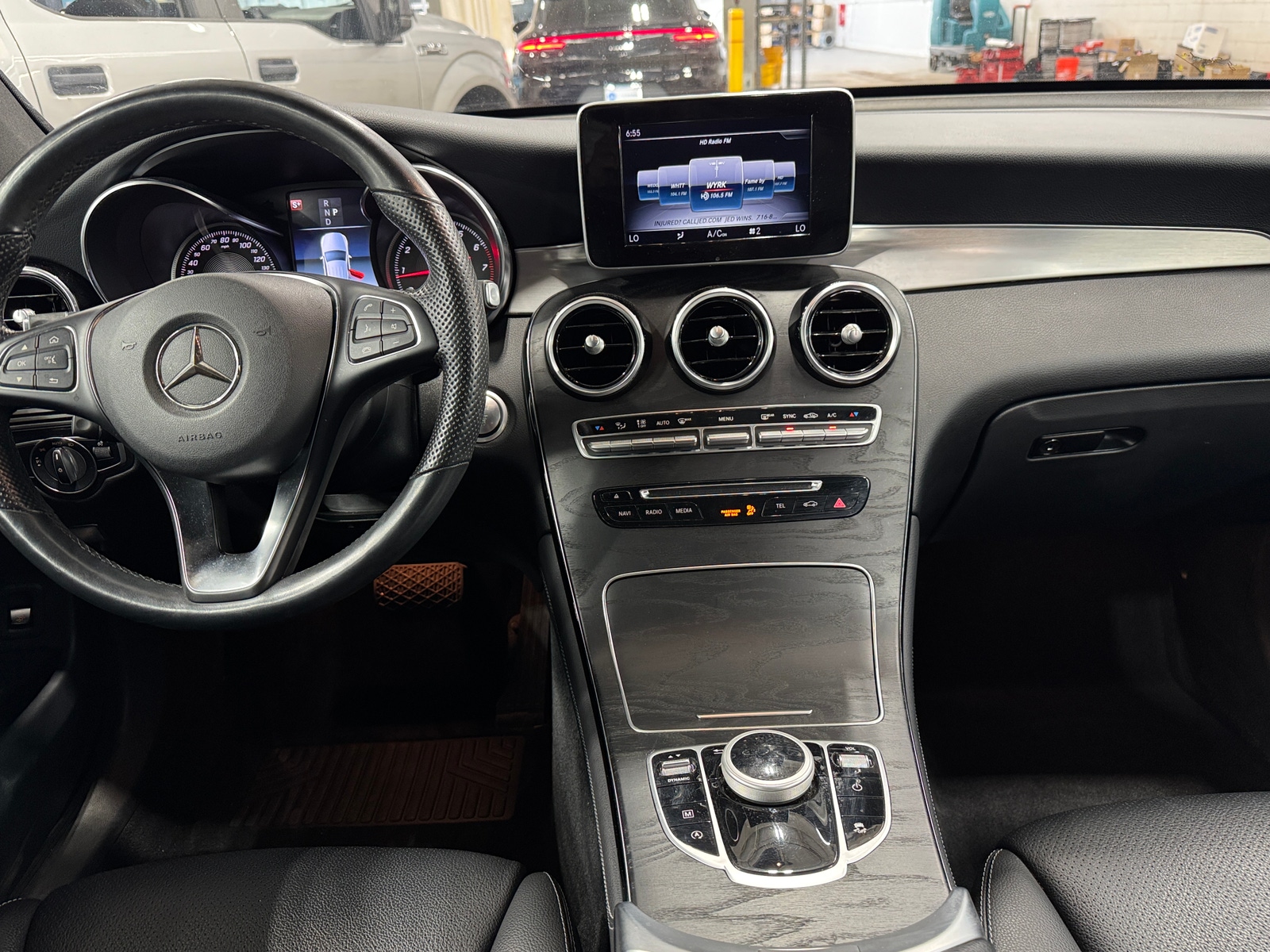 Thumbnail: 2019 Mercedes-Benz GLC - 2