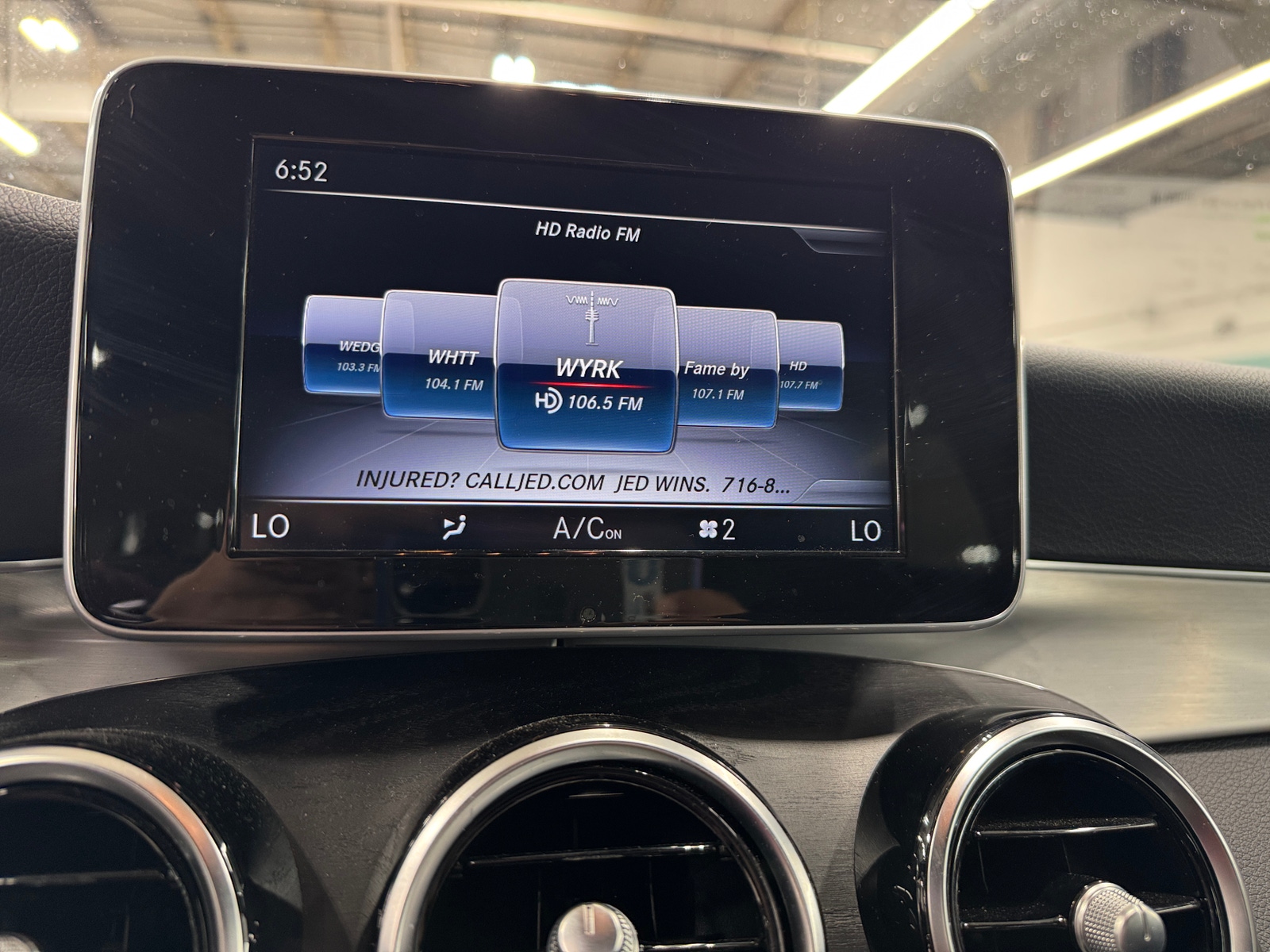 Thumbnail: 2019 Mercedes-Benz GLC - 3