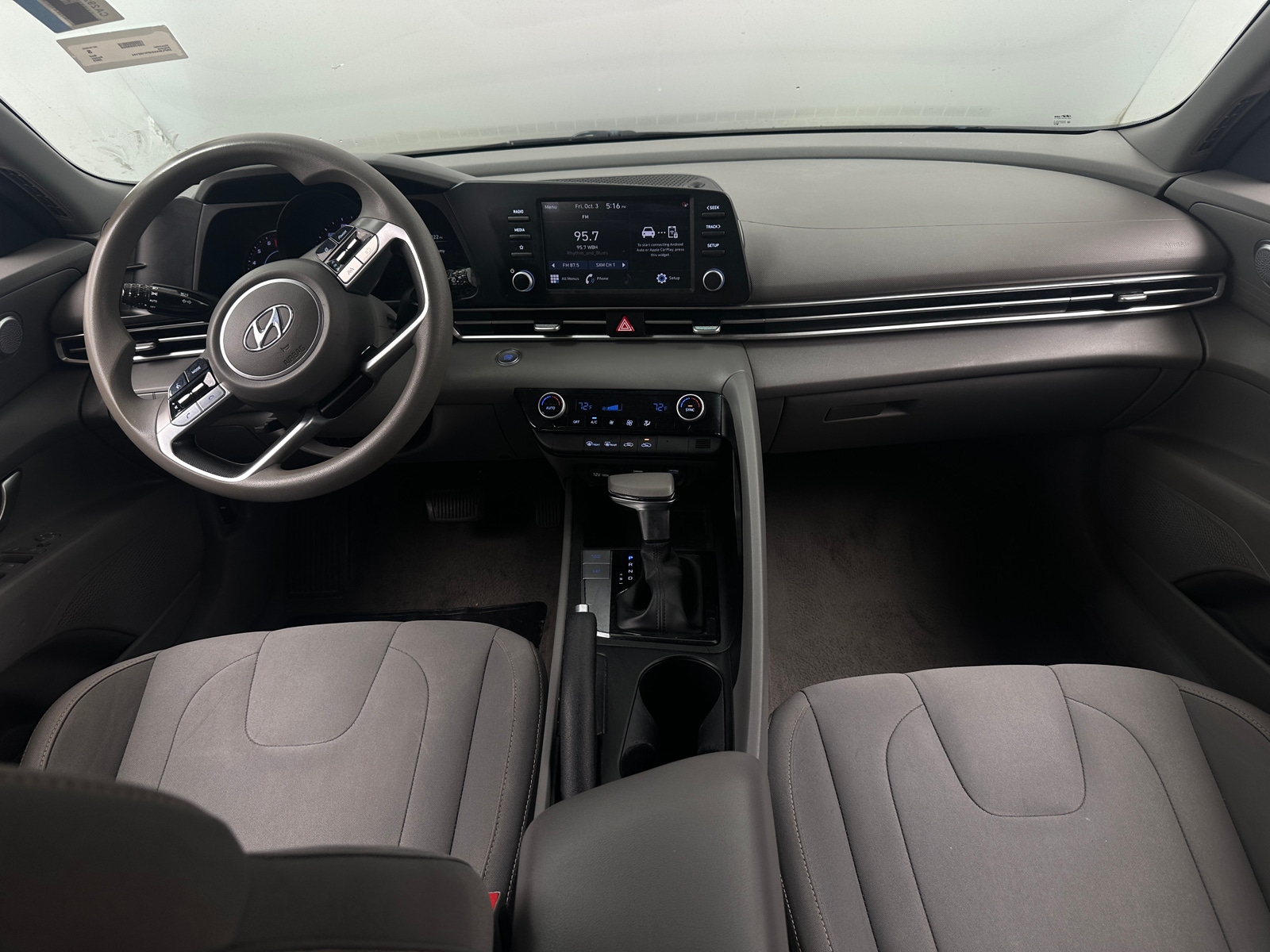Thumbnail: 2023 Hyundai Elantra - 3