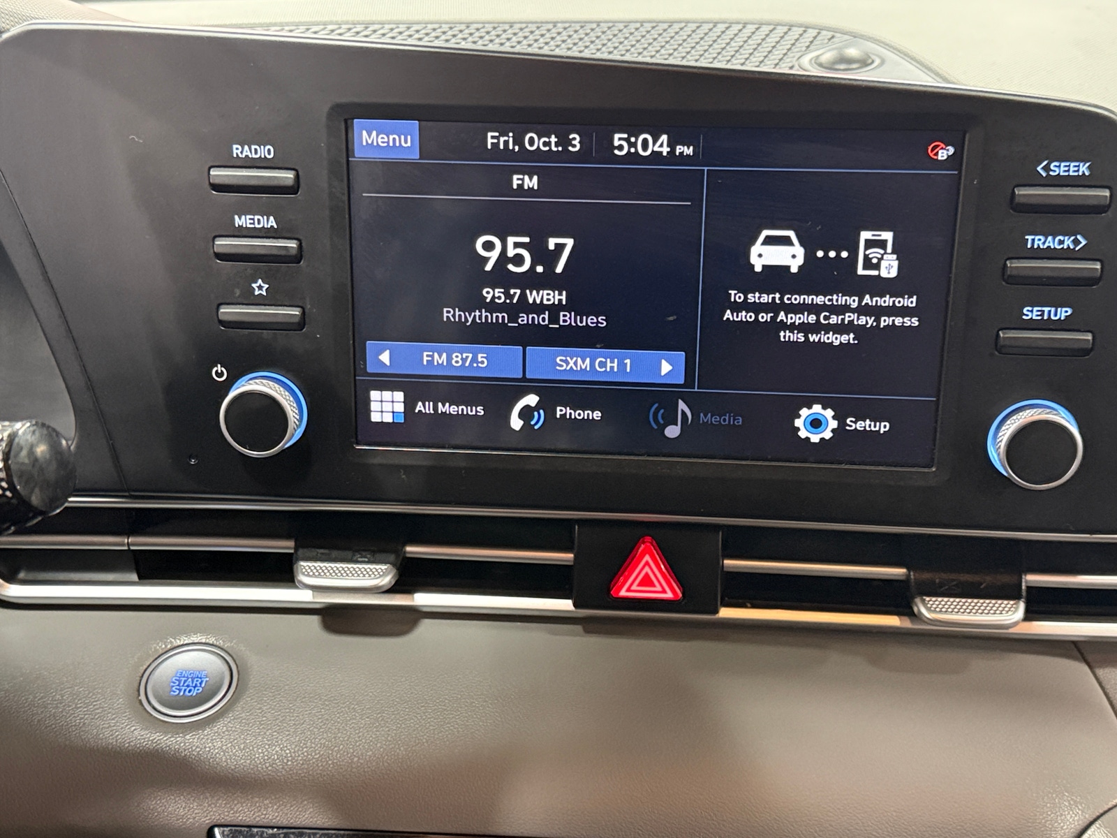 Thumbnail: 2023 Hyundai Elantra - 4