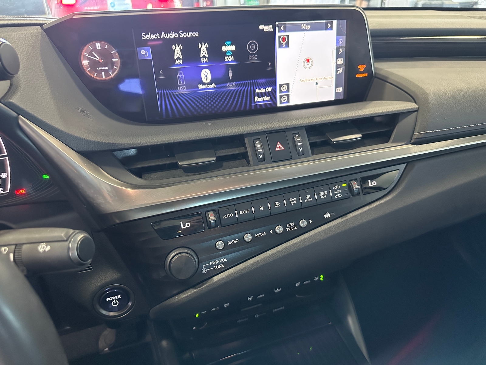 Thumbnail: 2020 Lexus ES - 3