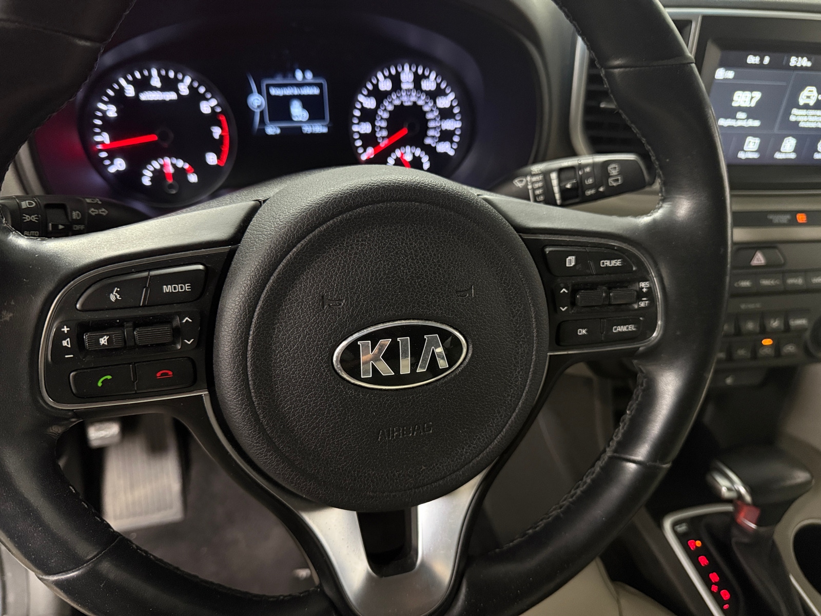 Thumbnail: 2017 Kia Sportage - 4