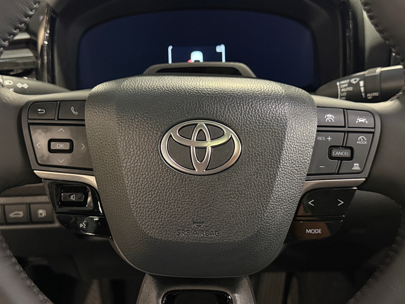 Thumbnail: 2025 Toyota Camry - 4