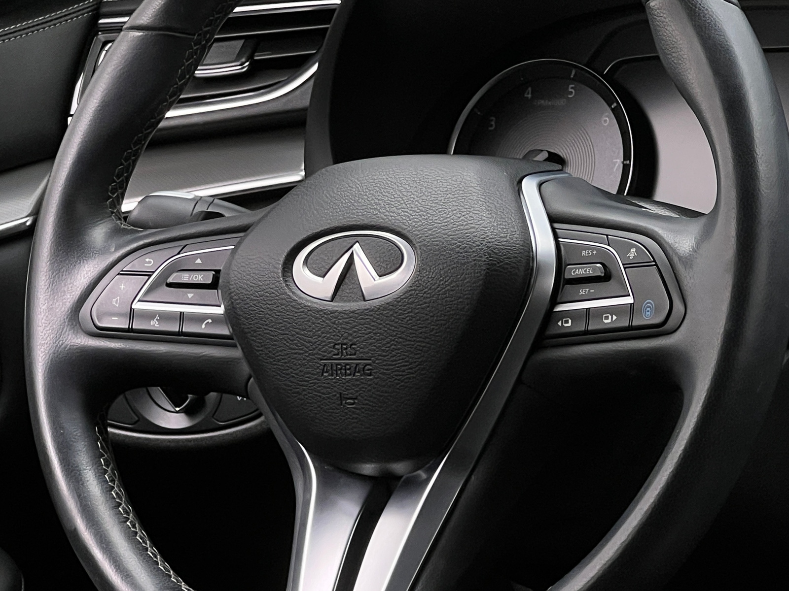 Thumbnail: 2023 INFINITI QX55 - 4