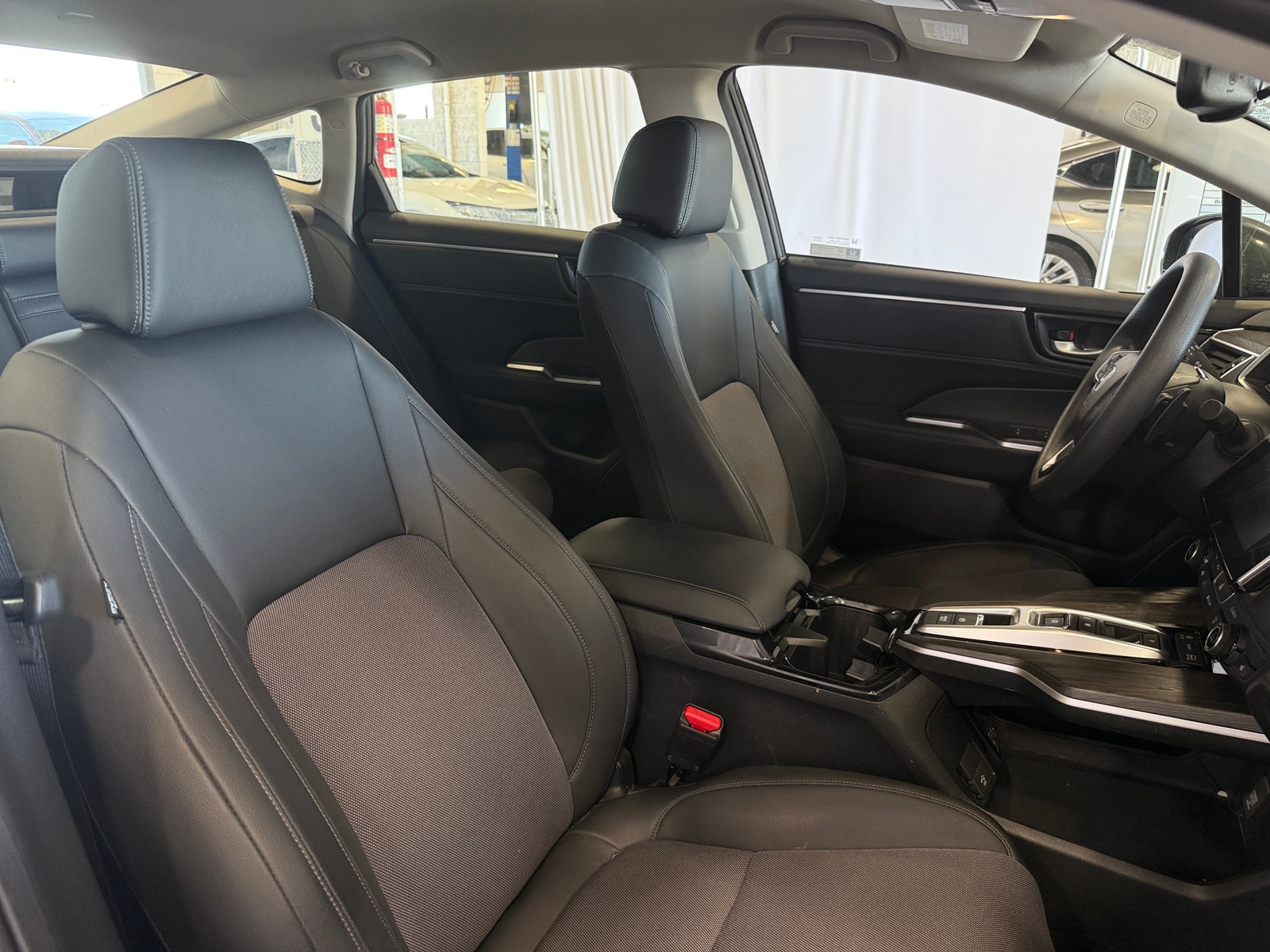 Thumbnail: 2019 Honda Clarity - 2